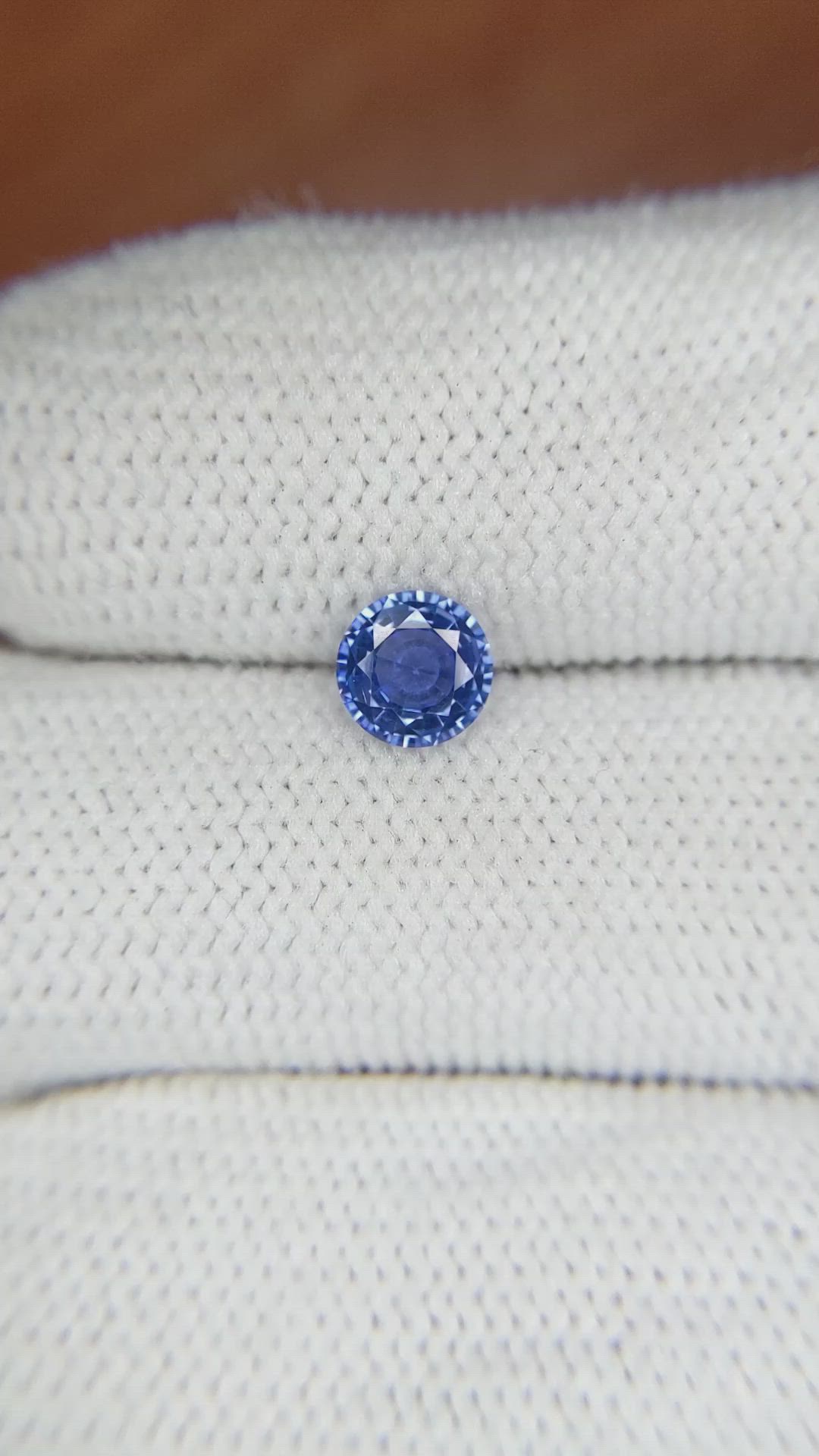 0.71 Ct. Blue Sapphire from Ceylon (Sri Lanka) Size Video