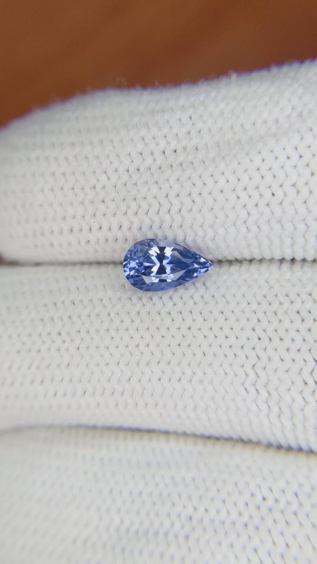 1.04 Ct. Blue Sapphire from Ceylon (Sri Lanka) Size Video
