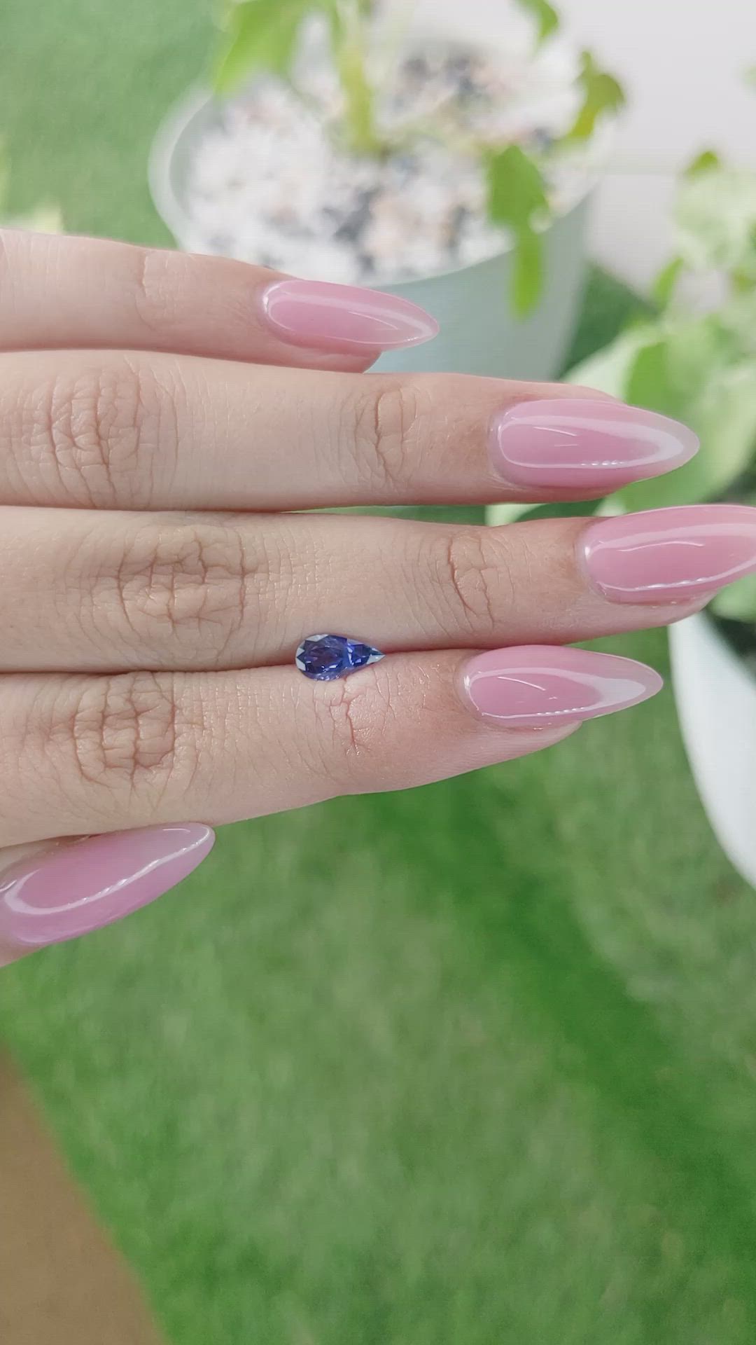 0.75 Ct. Blue Sapphire from Ceylon (Sri Lanka) Size Video