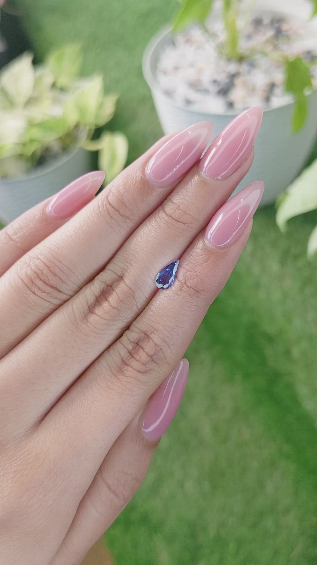 0.75 Ct. Blue Sapphire from Ceylon (Sri Lanka) Size Video