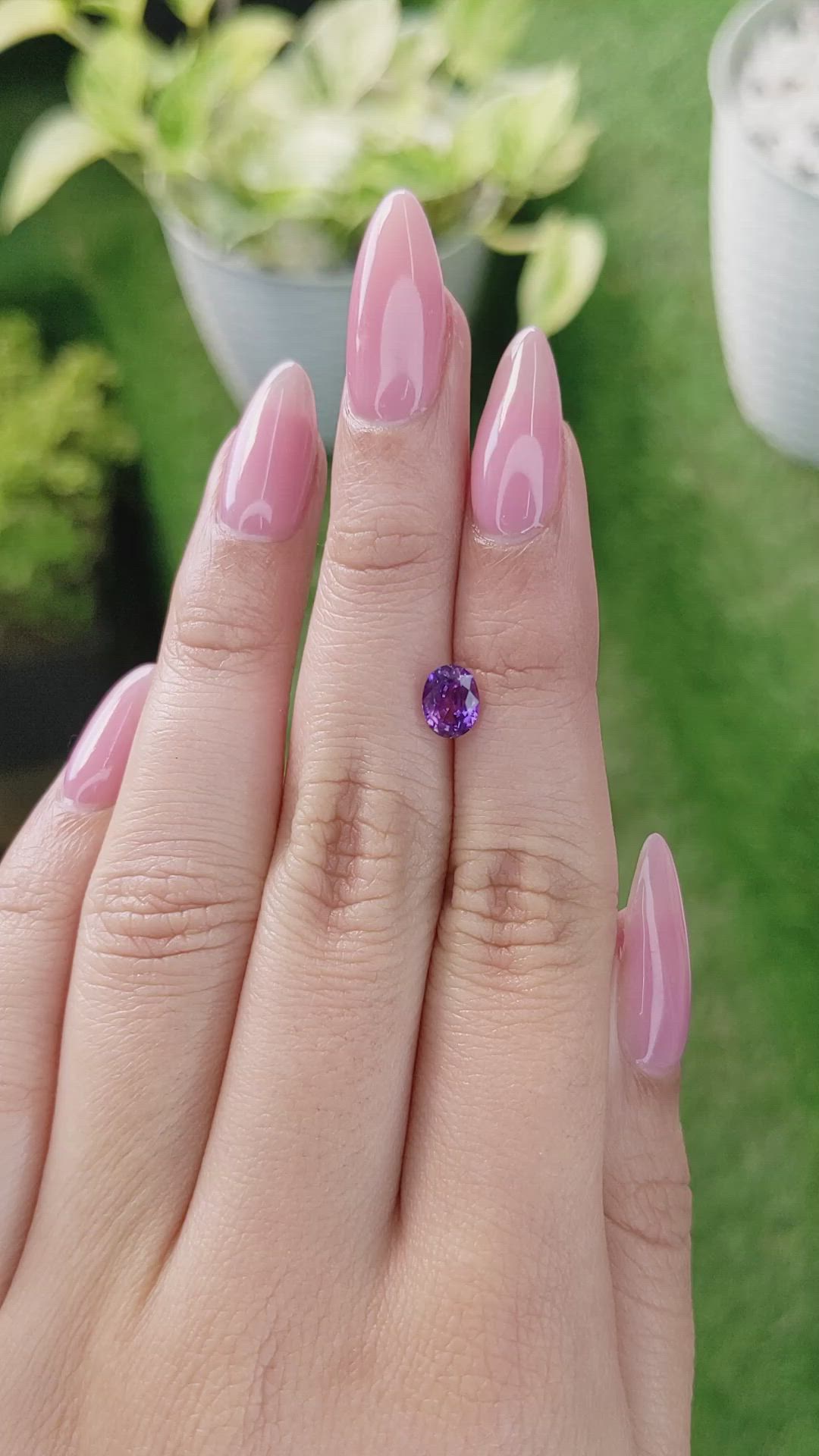 1.18 Ct. Pinkish Purple Sapphire from Ceylon (Sri Lanka) Size Video