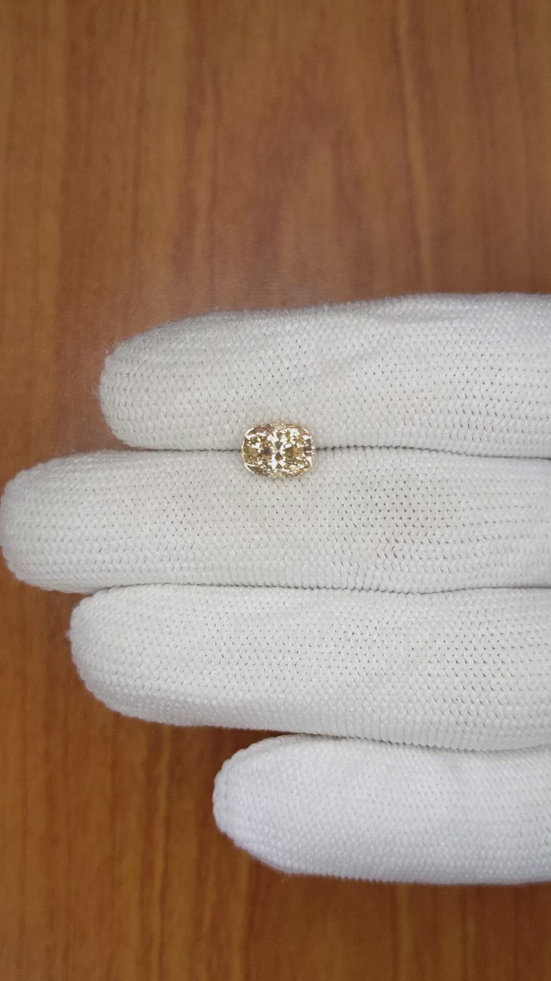 2.18 Ct. Peach Sapphire from Ceylon (Sri Lanka) Size Video