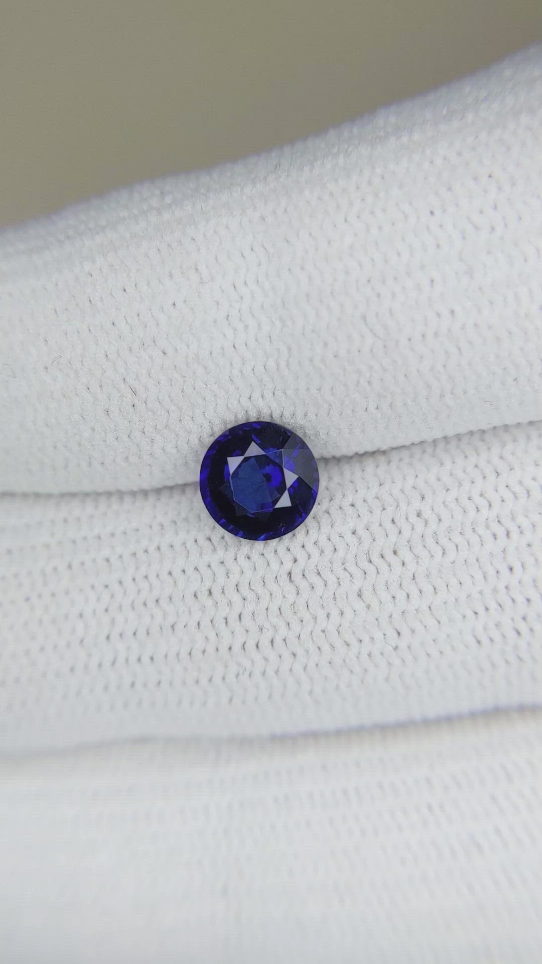 1.36 Ct. Blue Sapphire from Ceylon (Sri Lanka) Size Video