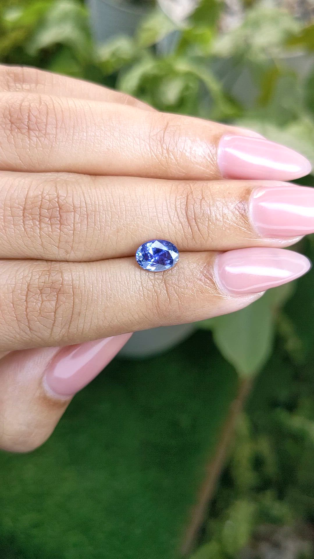 1.32 Ct. Blue Sapphire from Ceylon (Sri Lanka) Size Video