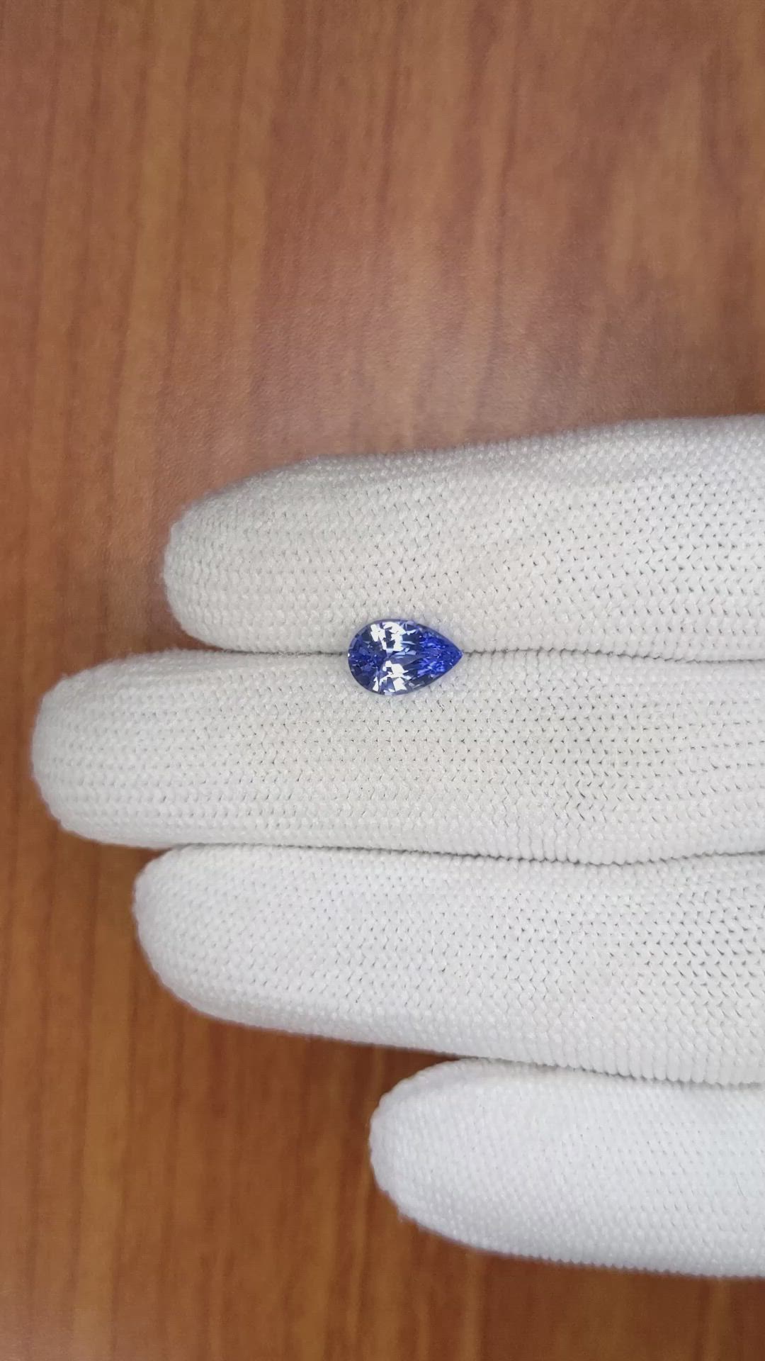 1.42 Ct. Blue Sapphire from Ceylon (Sri Lanka) Size Video