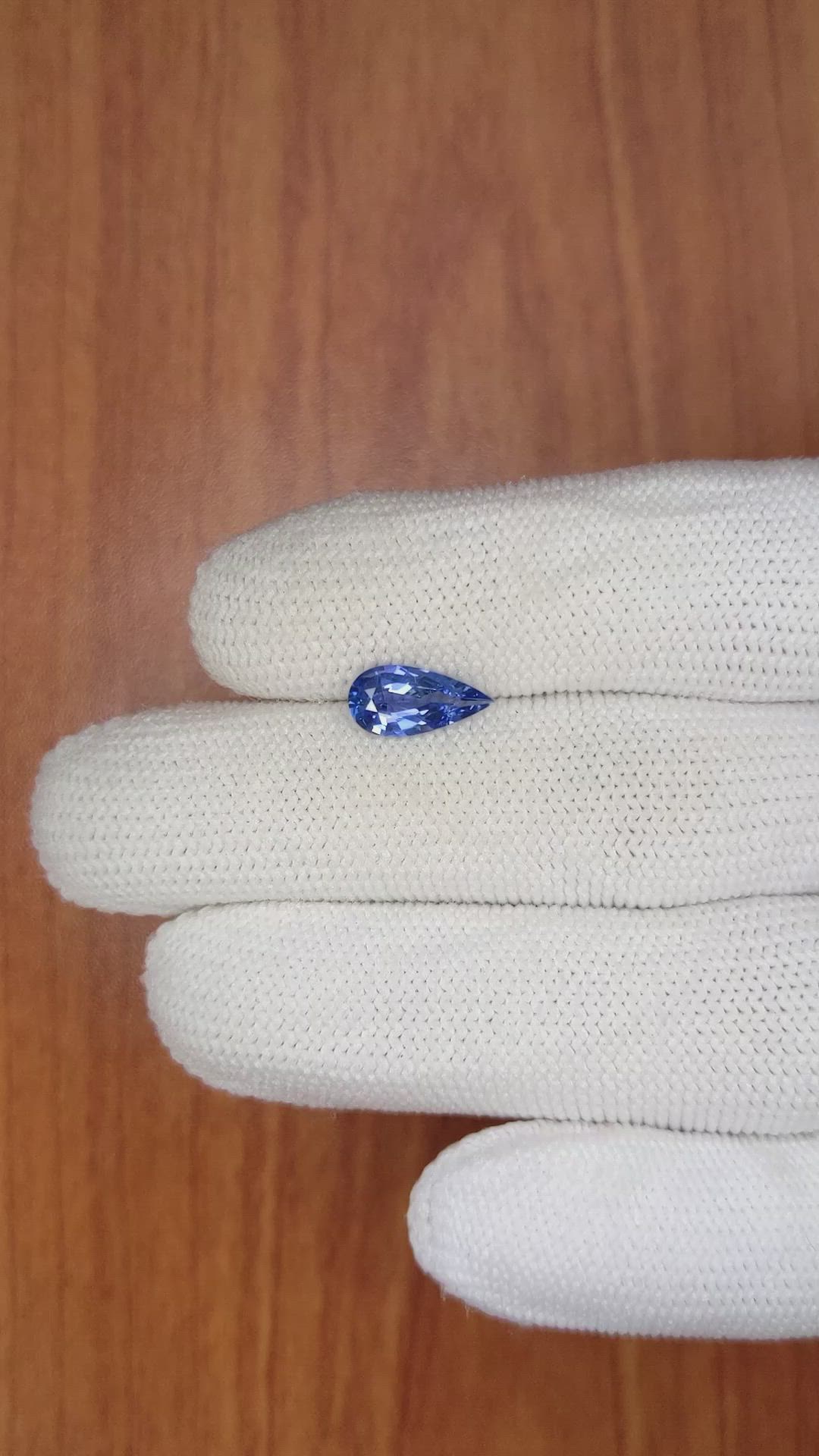 1.42 Ct. Blue Sapphire from Ceylon (Sri Lanka) Size Video