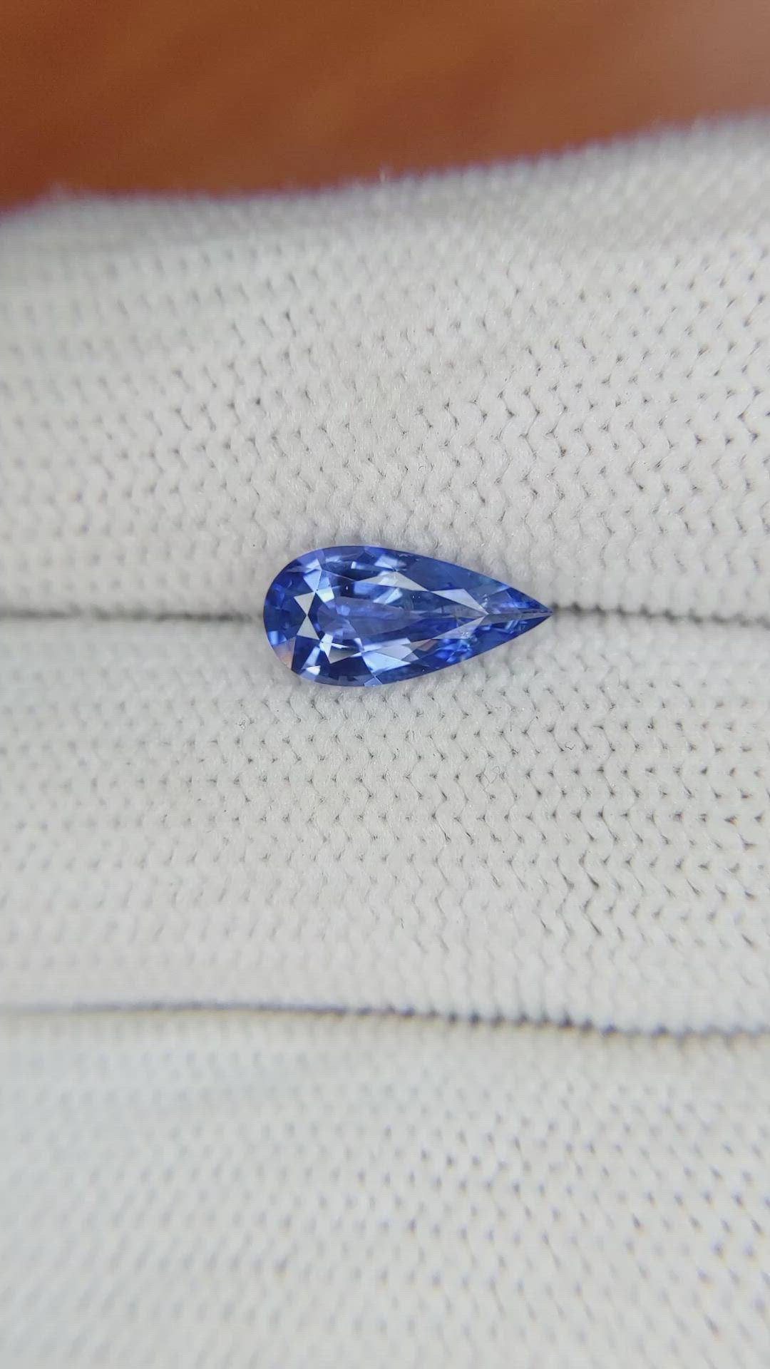 1.42 Ct. Blue Sapphire from Ceylon (Sri Lanka) Size Video