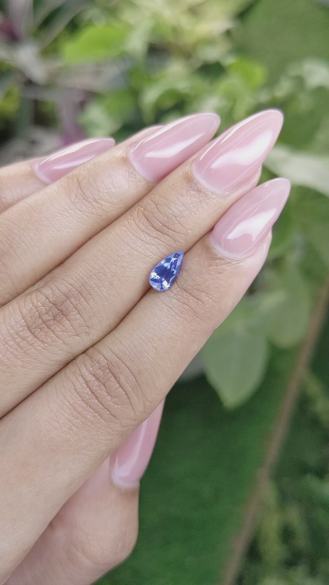 1.00 Ct. Blue Sapphire from Ceylon (Sri Lanka) Size Video