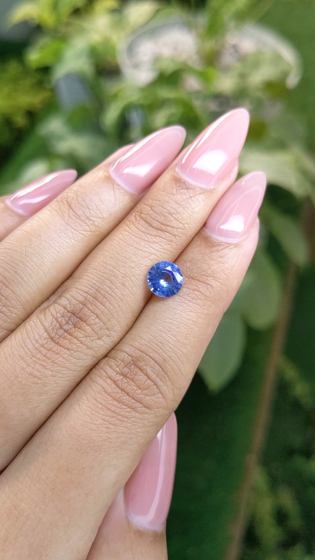 1.25 Ct. Blue Sapphire from Ceylon (Sri Lanka) Size Video