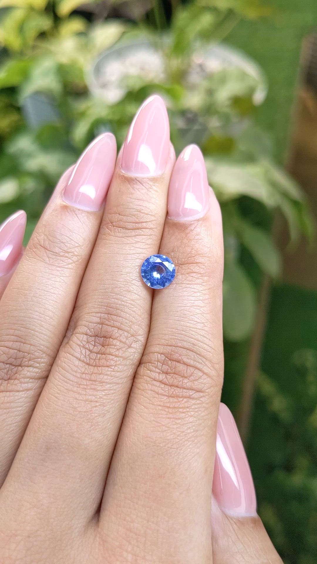 1.25 Ct. Blue Sapphire from Ceylon (Sri Lanka) Size Video