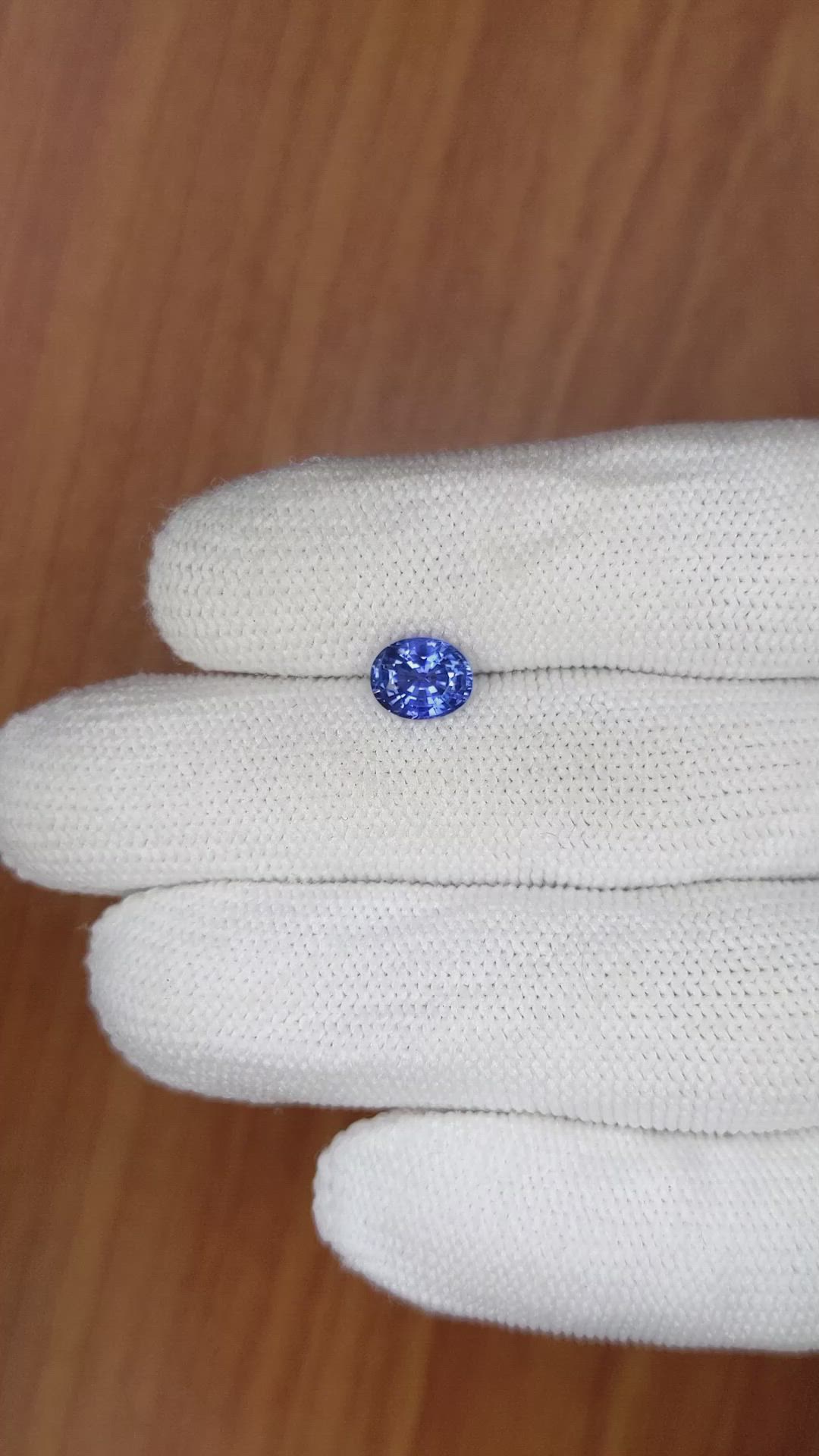 1.37 Ct. Blue Sapphire from Ceylon (Sri Lanka) Size Video