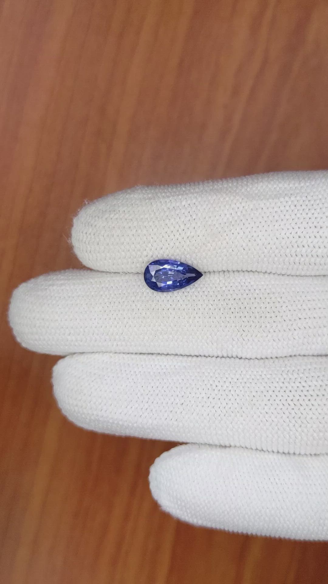 1.70 Ct. Blue Sapphire from Ceylon (Sri Lanka) Size Video