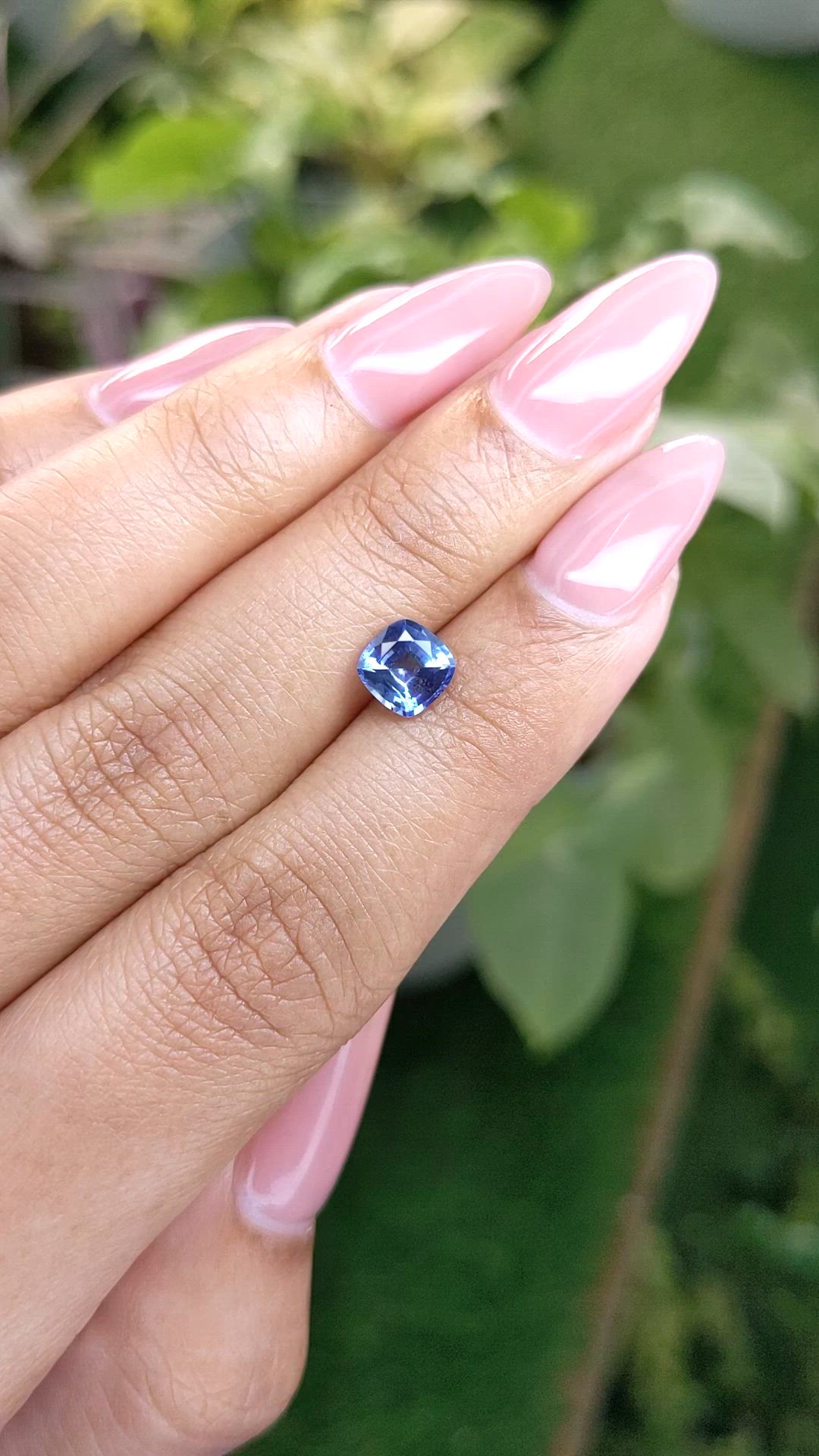 1.07 Ct. Blue Sapphire from Ceylon (Sri Lanka) Size Video
