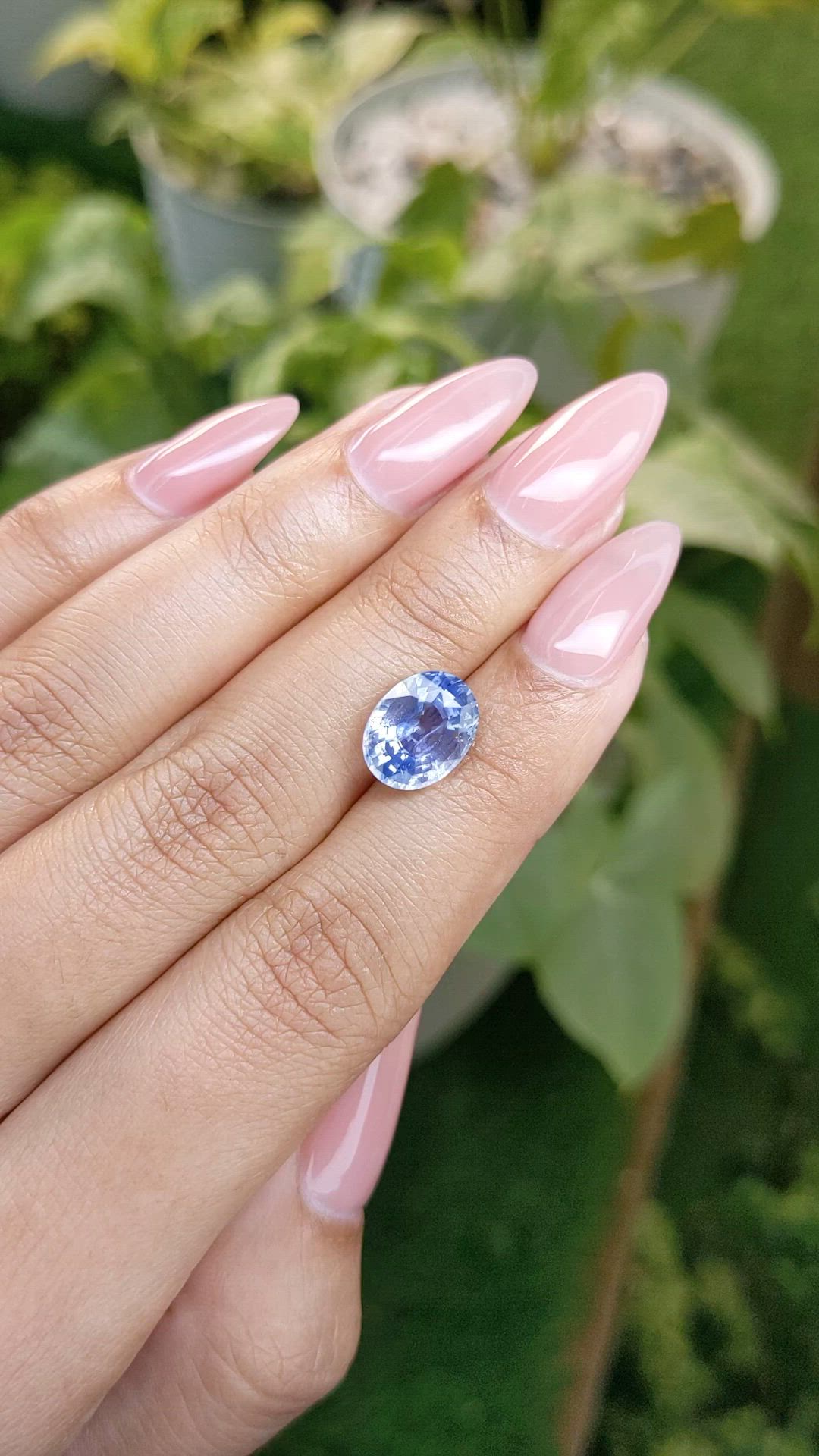 4.26 Ct. Blue Sapphire from Ceylon (Sri Lanka) Size Video