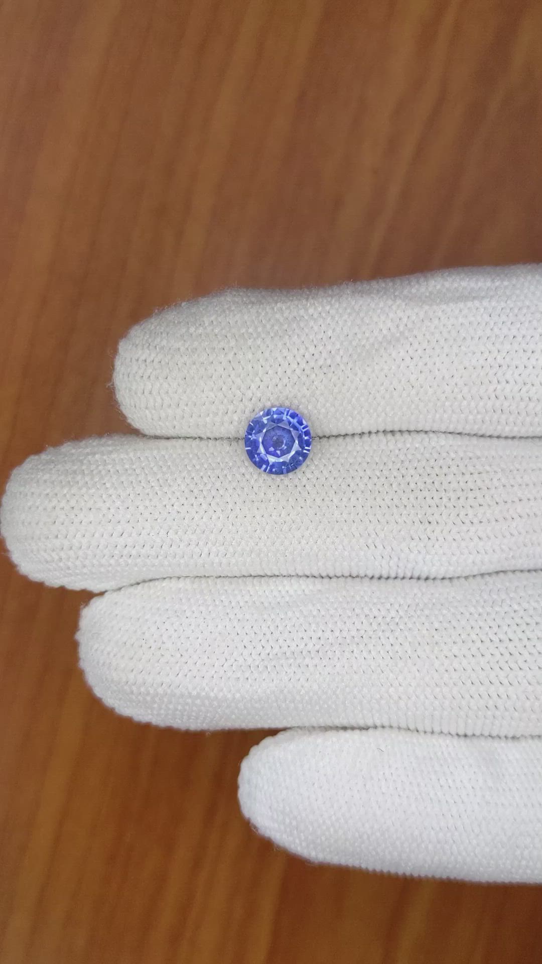 1.41 Ct. Blue Sapphire from Ceylon (Sri Lanka) Size Video