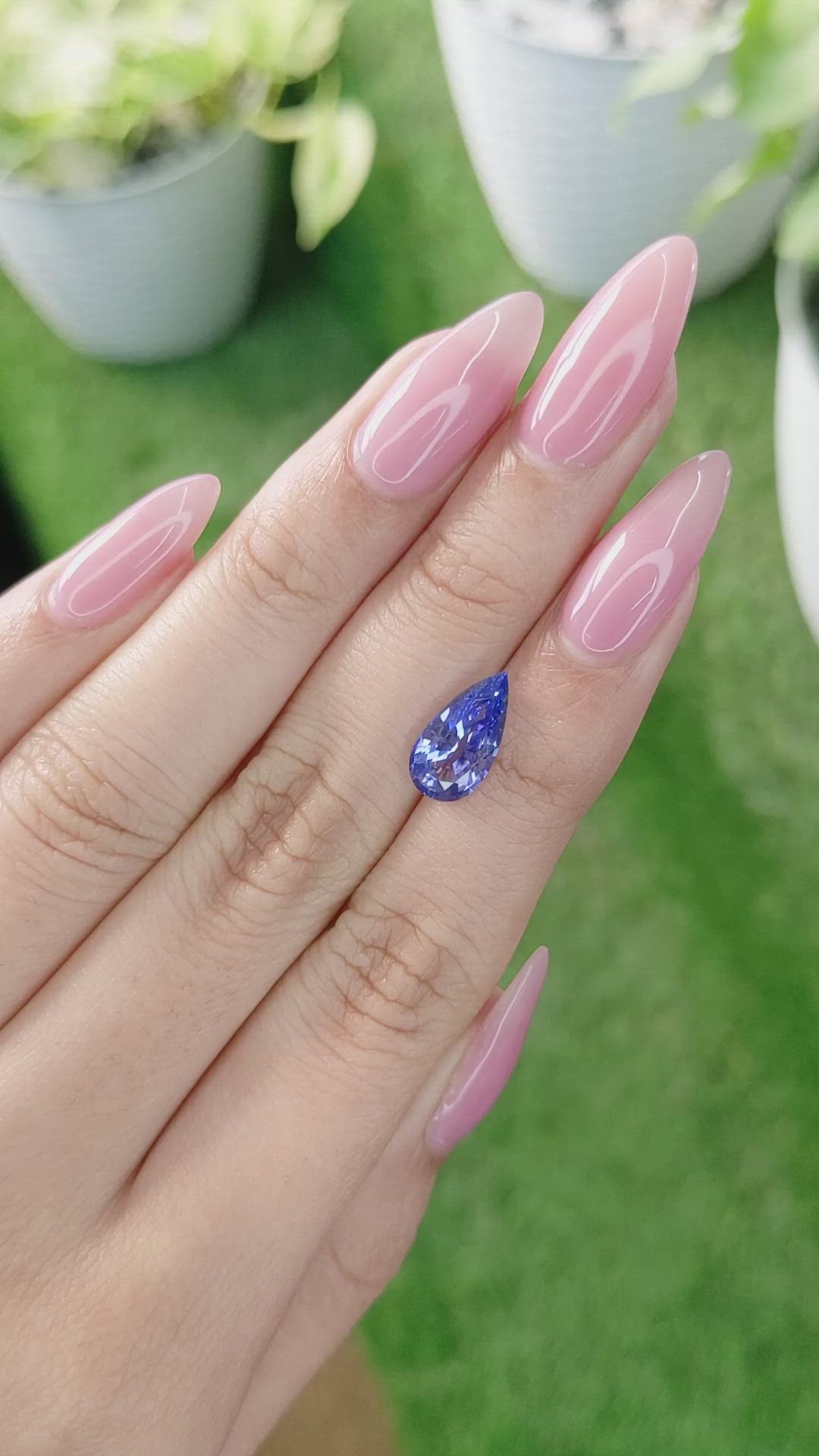 2.74 Ct. Sapphire from Ceylon (Sri Lanka) Size Video