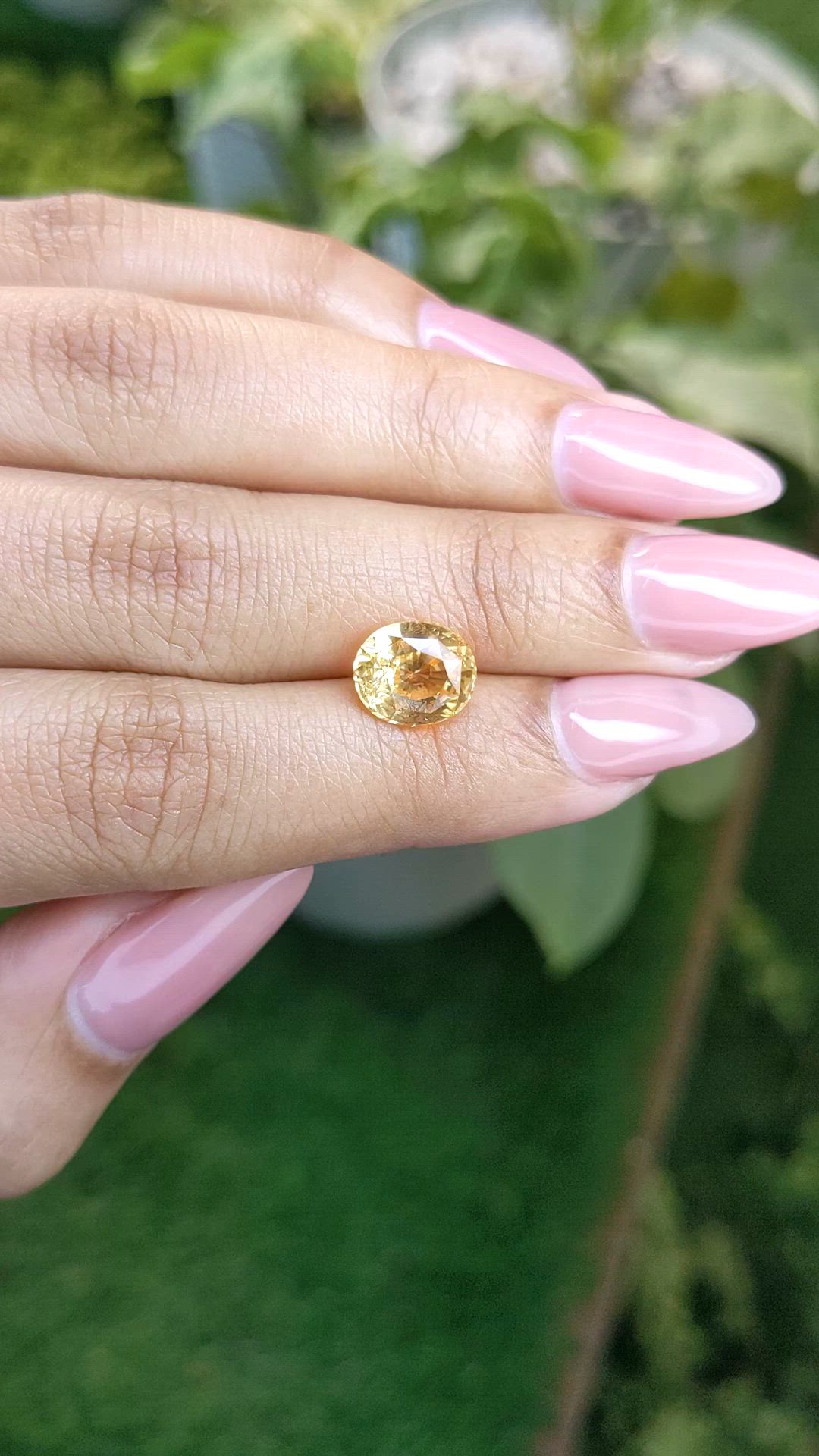 3.53 Ct. Peach Sapphire from Ceylon (Sri Lanka) Size Video