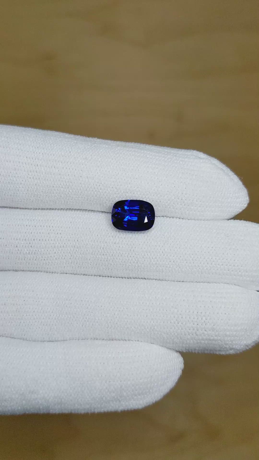 3.17 Ct. Blue Sapphire from Madagascar Size Video