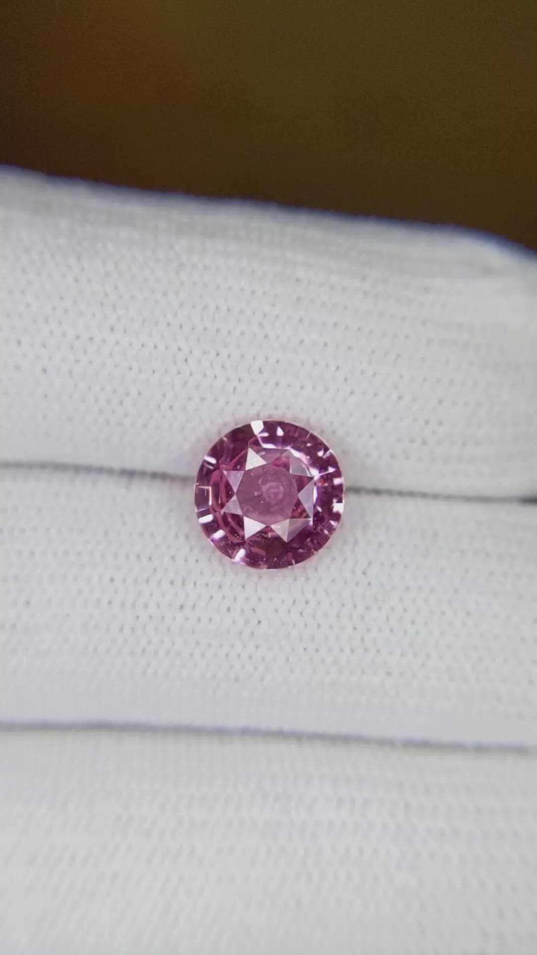 2.68 Ct. Pink Sapphire from Ceylon (Sri Lanka) Size Video