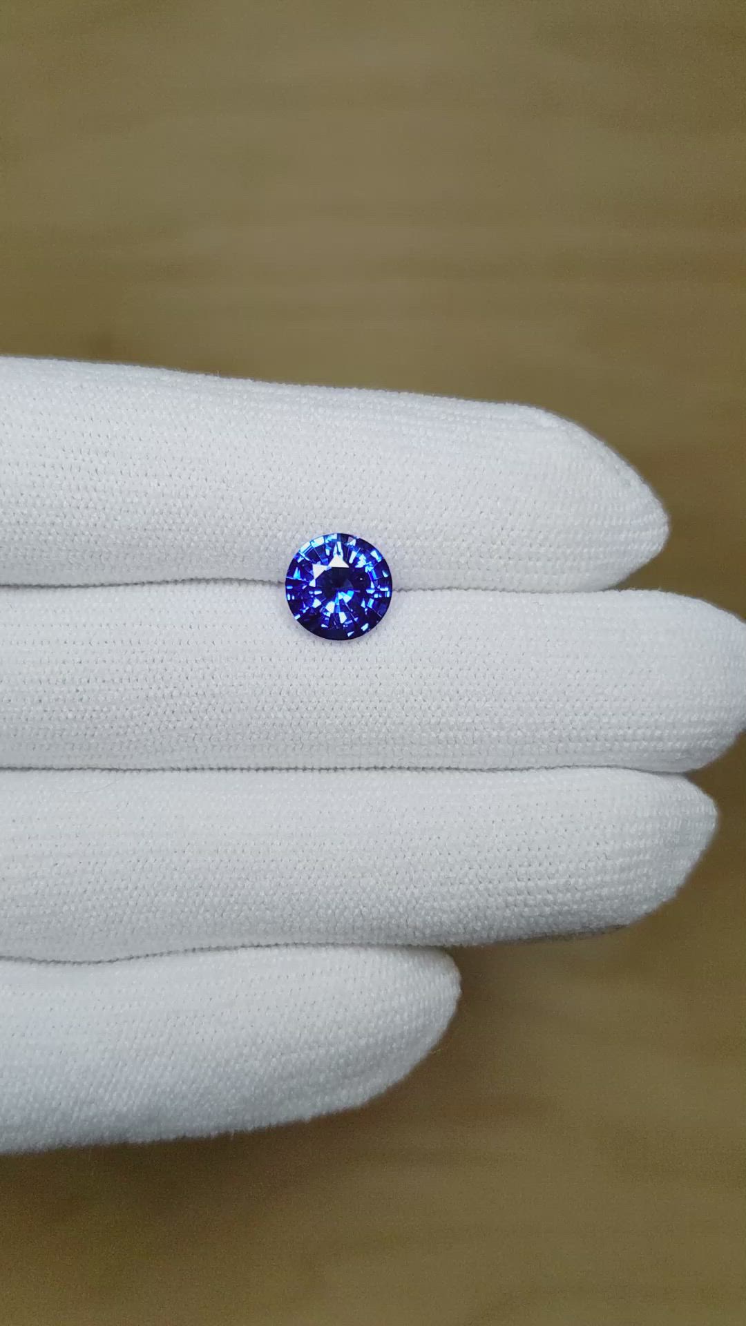 2.60 Ct. Blue Sapphire from Ceylon (Sri Lanka) Size Video