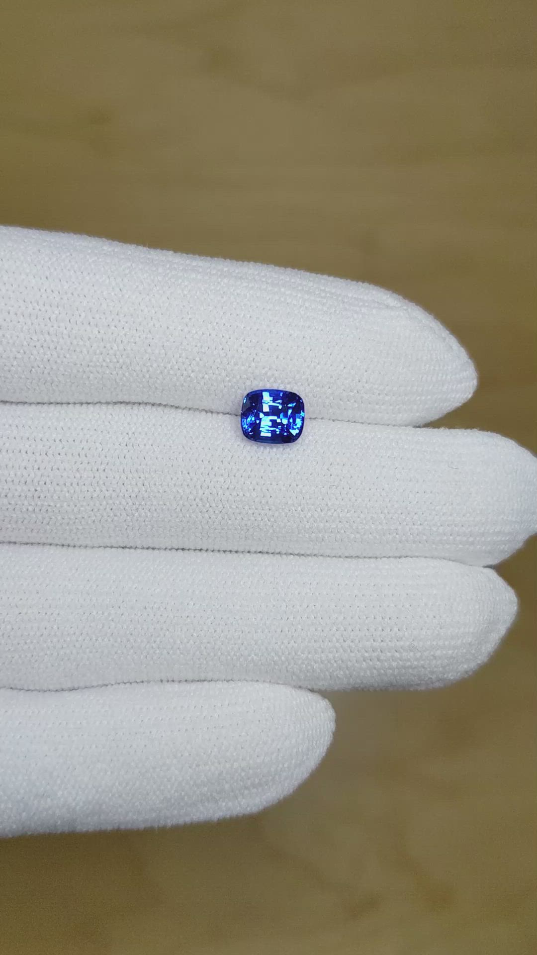 1.75 Ct. Blue Sapphire from Ceylon (Sri Lanka) Size Video