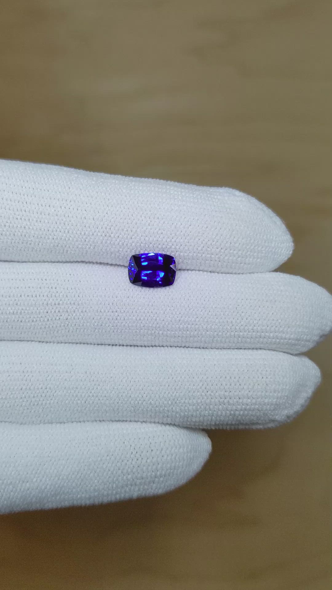 1.88 Ct. Blue Sapphire from Ceylon (Sri Lanka) Size Video