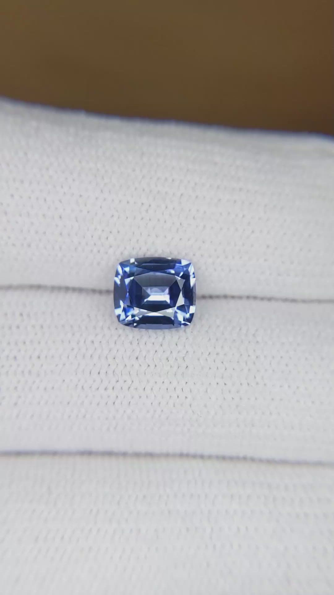 1.81 Ct. Blue Sapphire from Ceylon (Sri Lanka) Size Video