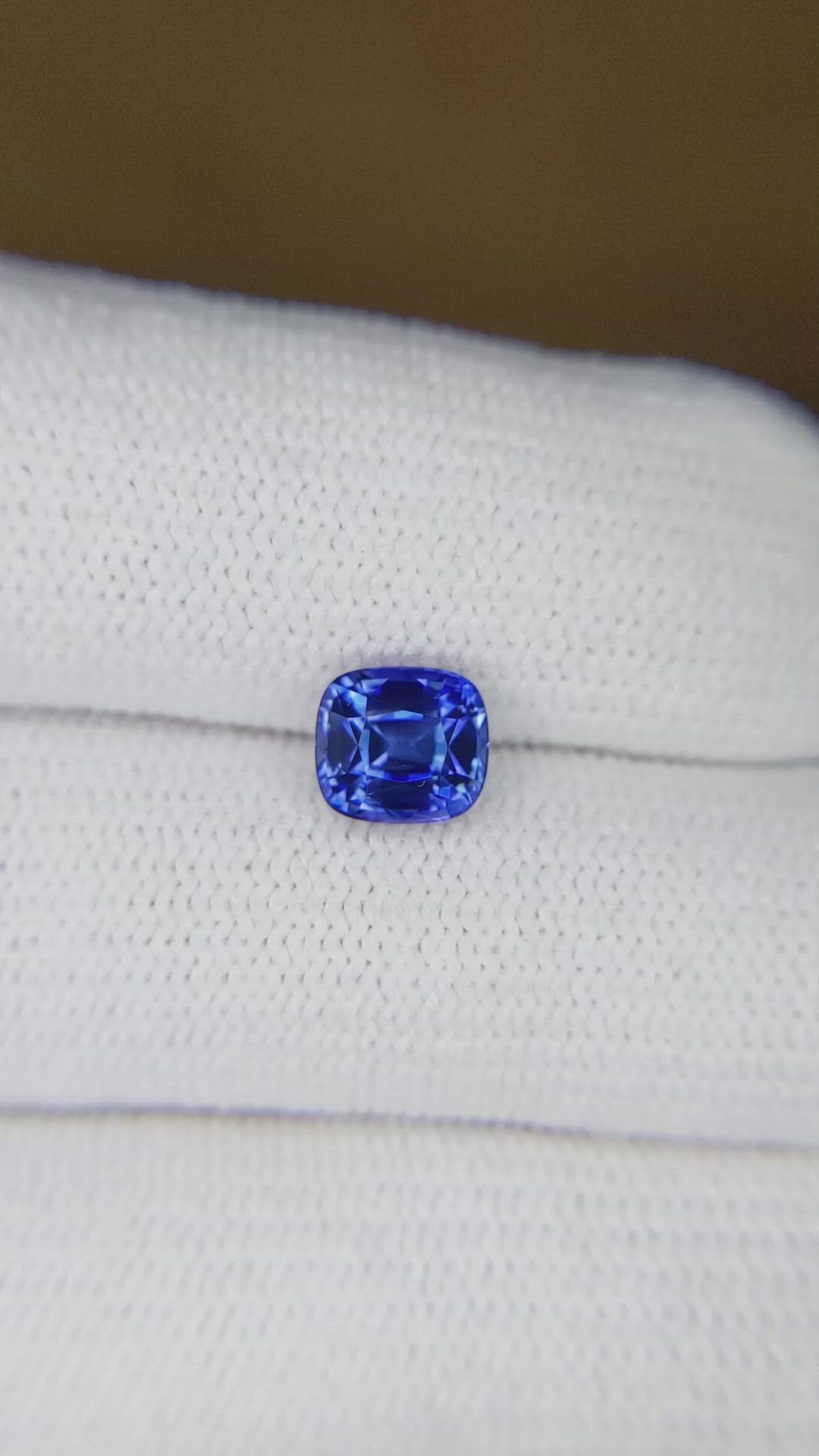 1.62 Ct. Blue Sapphire from Ceylon (Sri Lanka) Size Video
