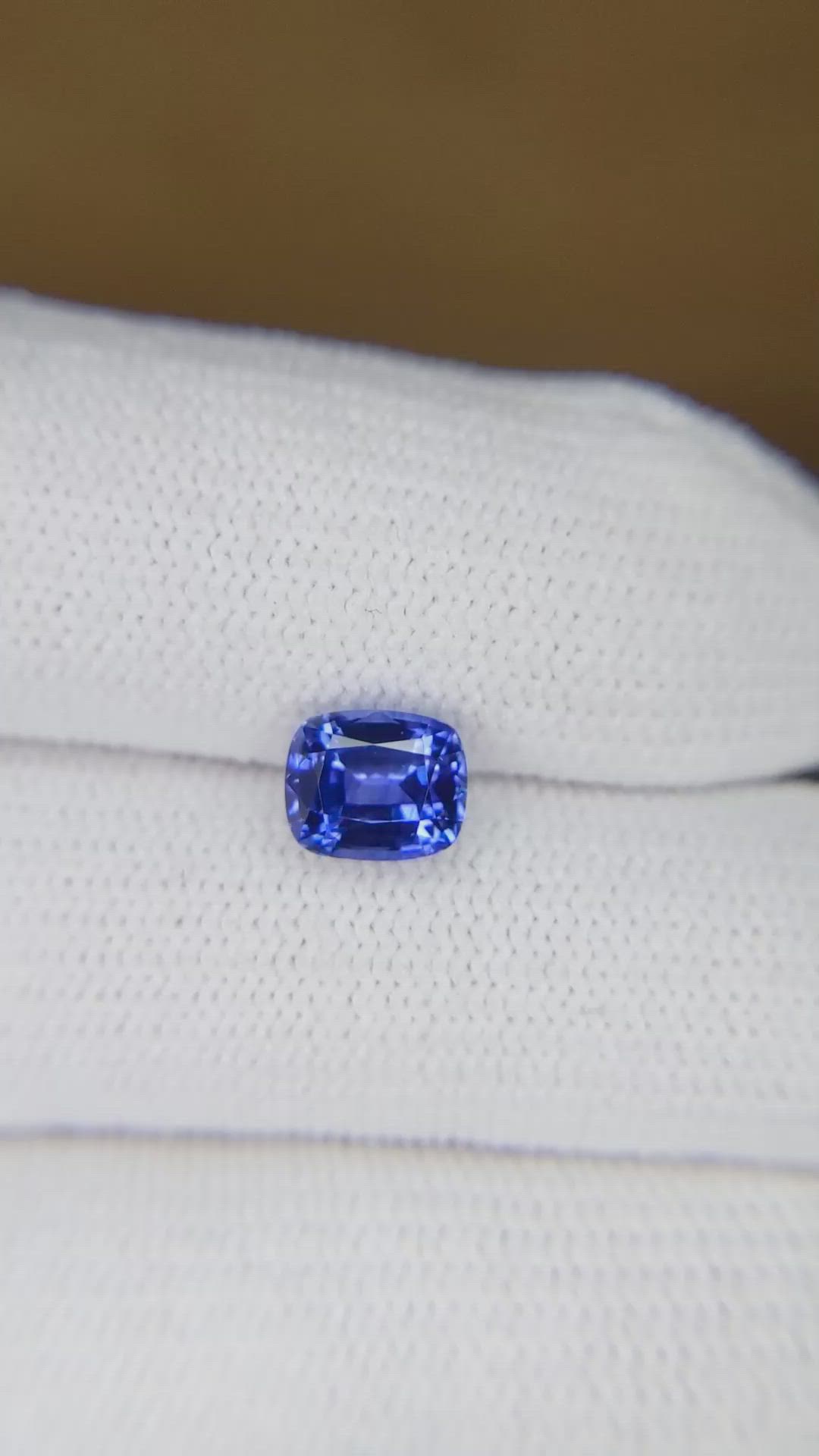 1.68 Ct. Blue Sapphire from Ceylon (Sri Lanka) Size Video