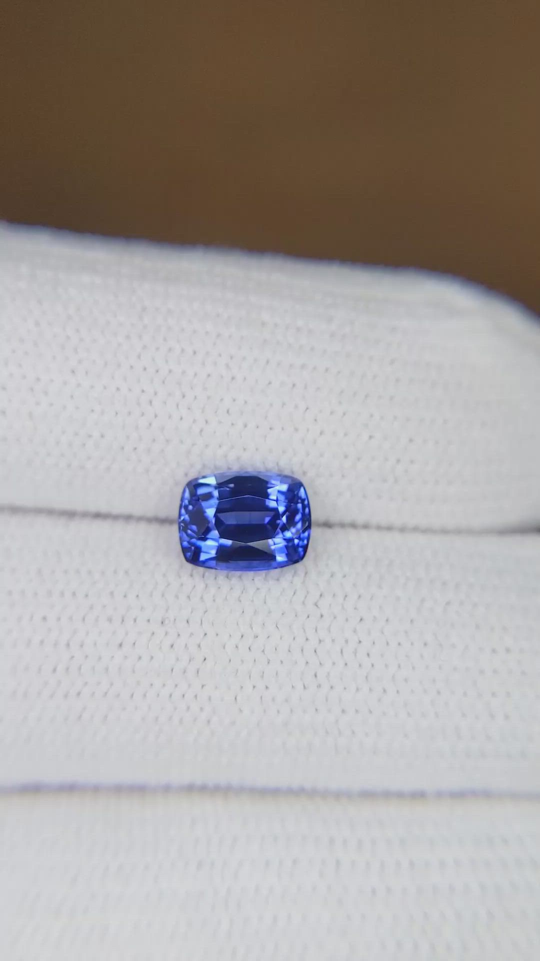 1.62 Ct. Blue Sapphire from Ceylon (Sri Lanka) Size Video