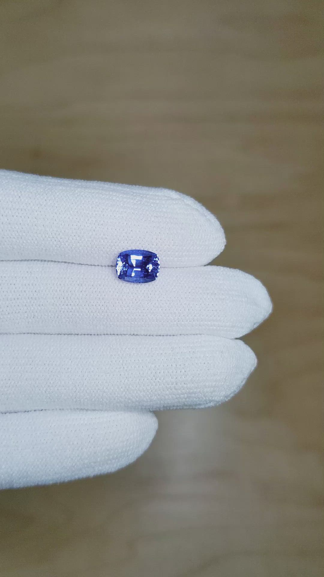 2.16 Ct. Blue Sapphire from Ceylon (Sri Lanka) Size Video