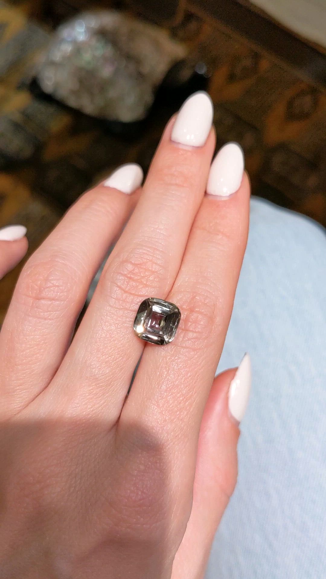 4.00 Ct. Yellowish Brown Sapphire from Ceylon (Sri Lanka) Size Video