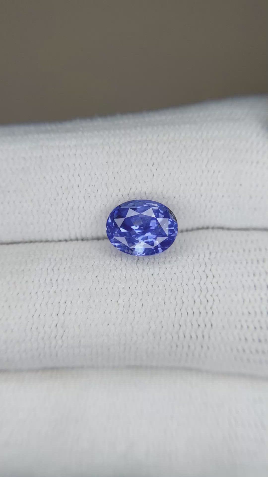 2.16 Ct. Blue Sapphire from Ceylon (Sri Lanka) Size Video