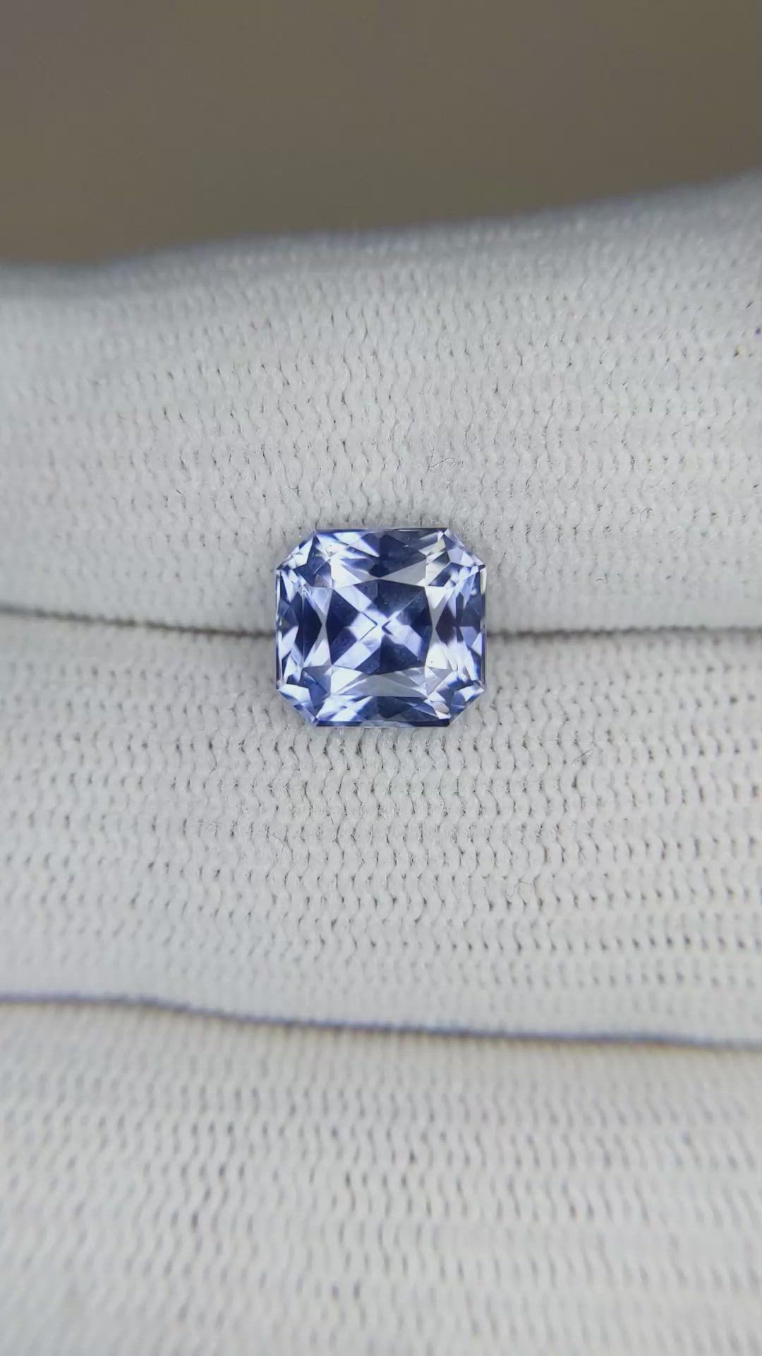 3.15 Ct. Blue Sapphire from Ceylon (Sri Lanka) Size Video