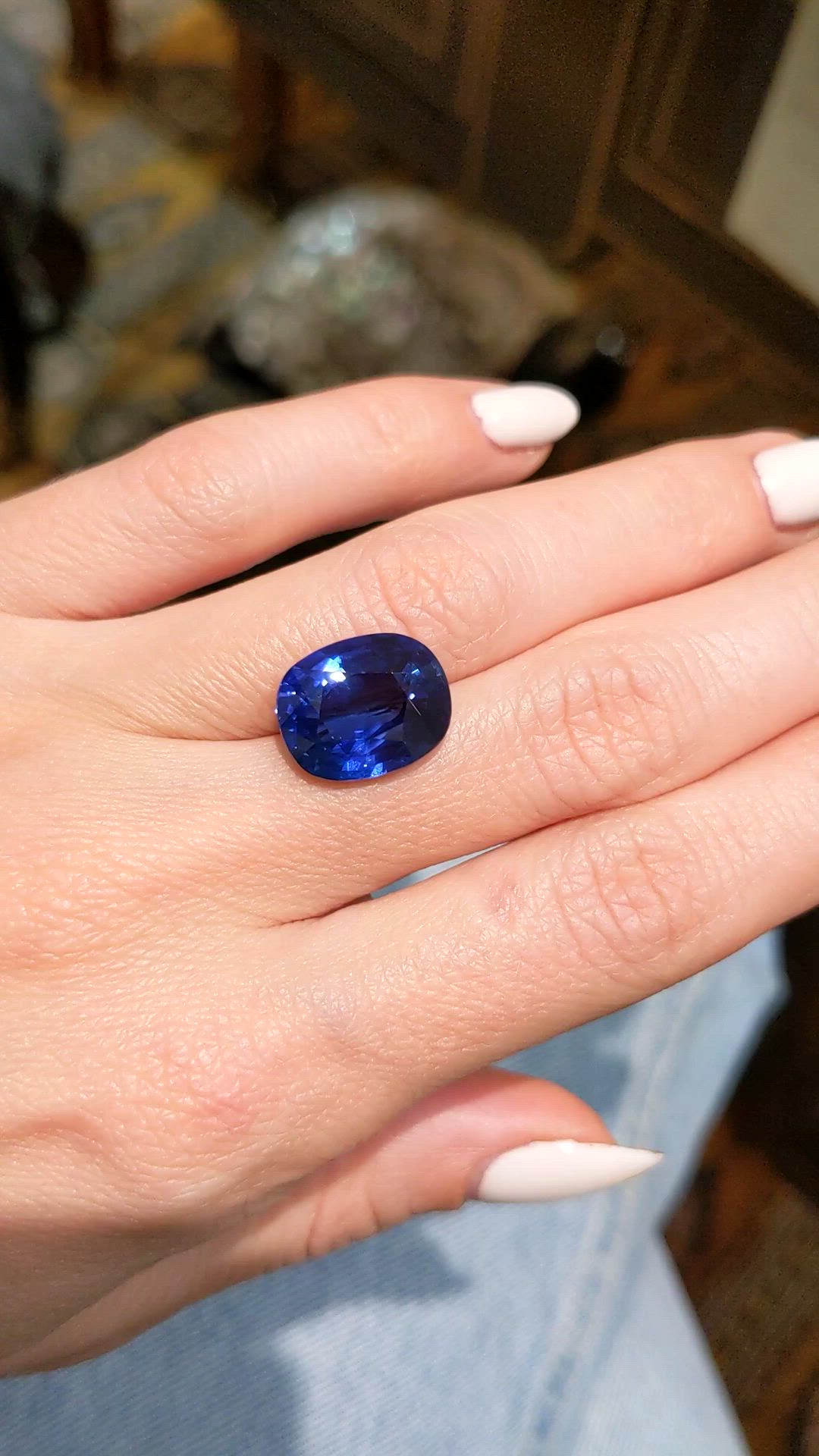 10.25 Ct. Blue Sapphire from Ceylon (Sri Lanka) Size Video