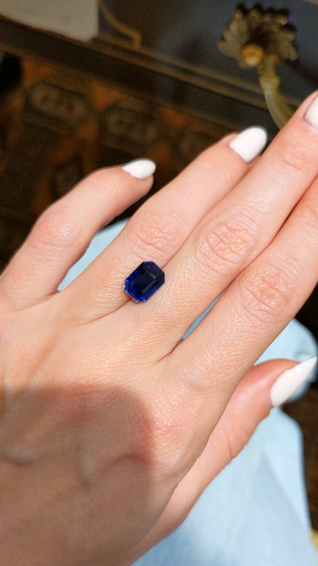 4.06 Ct. Blue Sapphire from Ceylon (Sri Lanka) Size Video