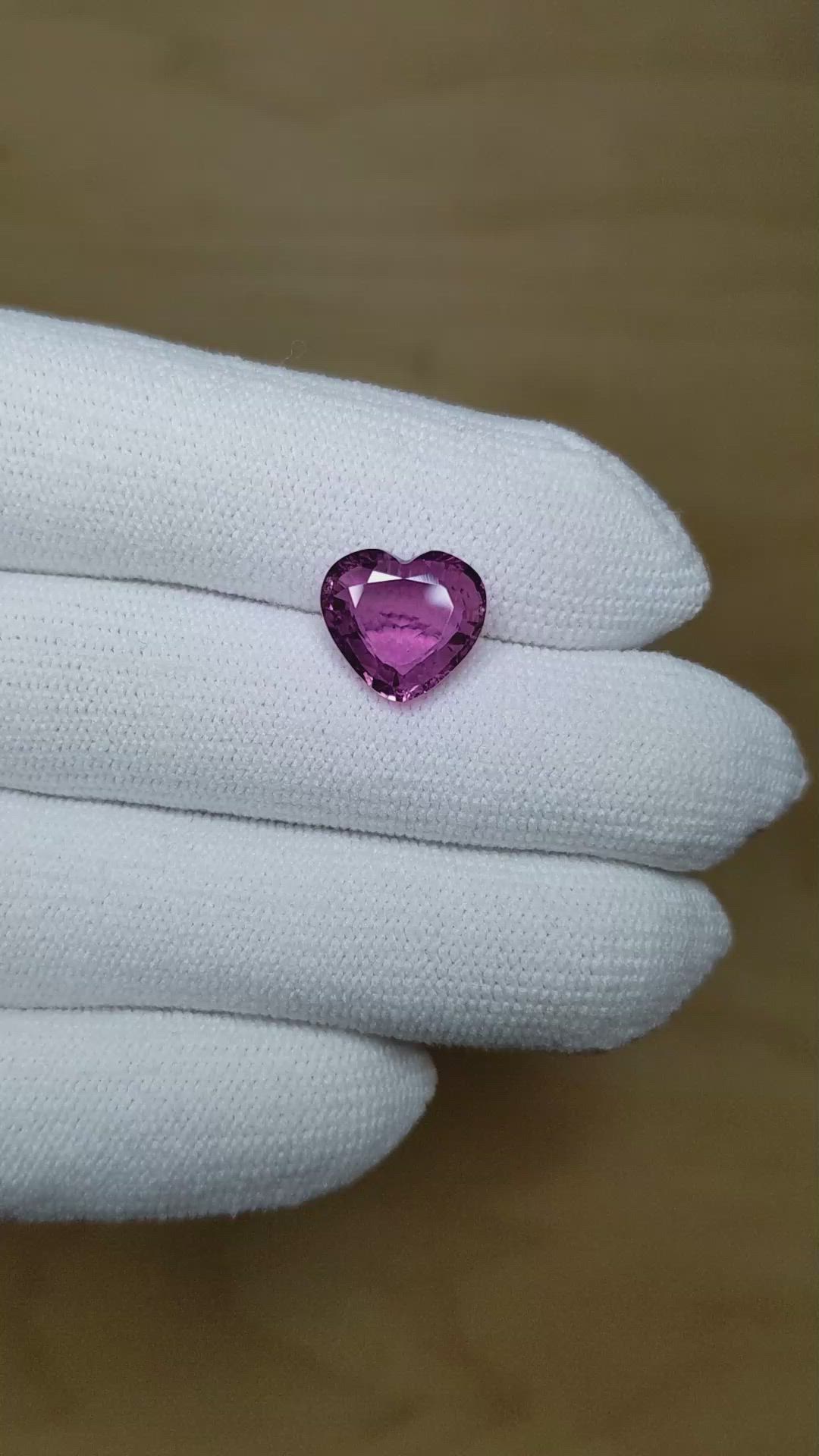3.70 Ct. Purple Sapphire from Ceylon (Sri Lanka) Size Video