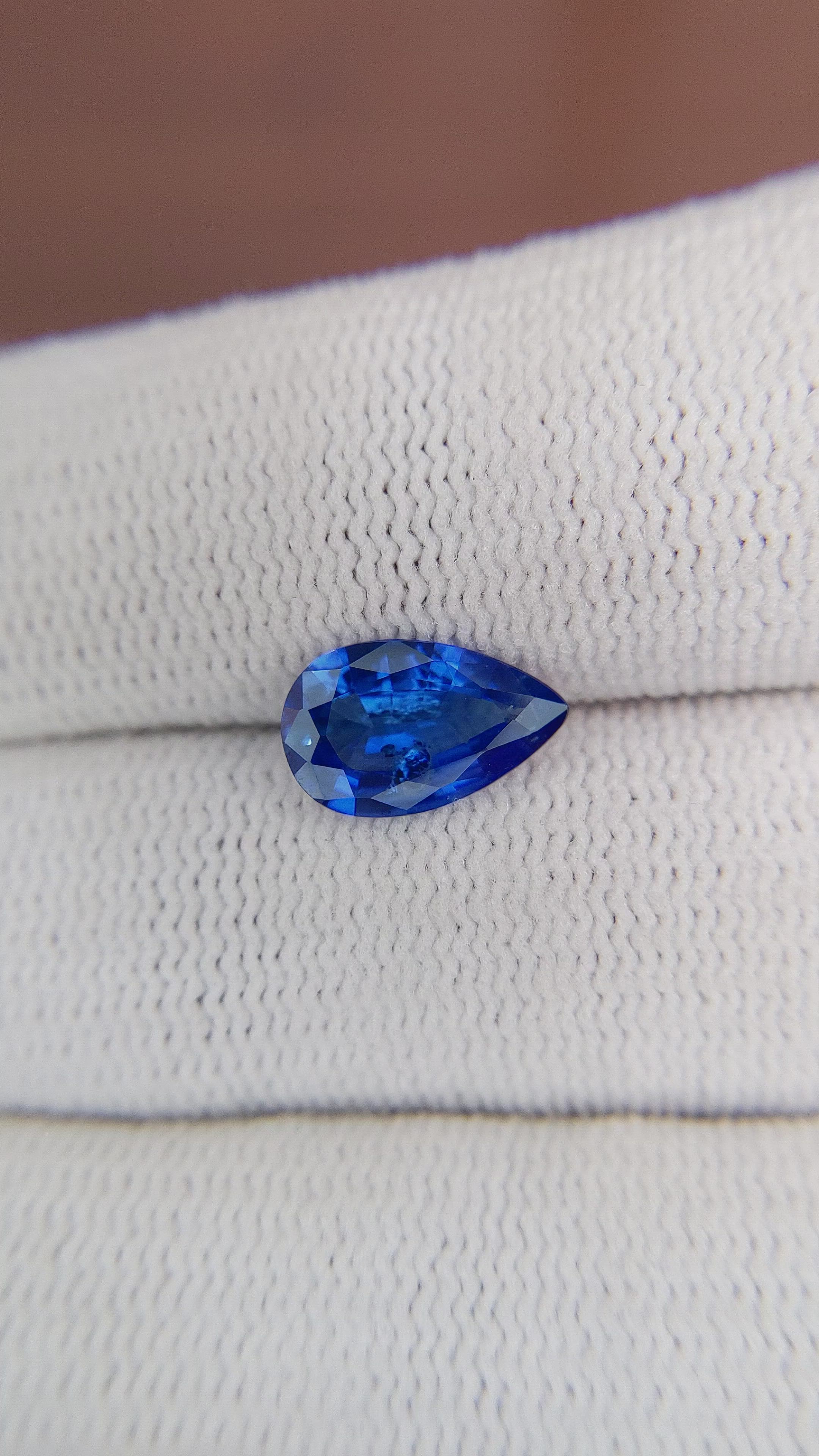 1.52 Ct. Blue Sapphire from Ceylon (Sri Lanka) Size Video