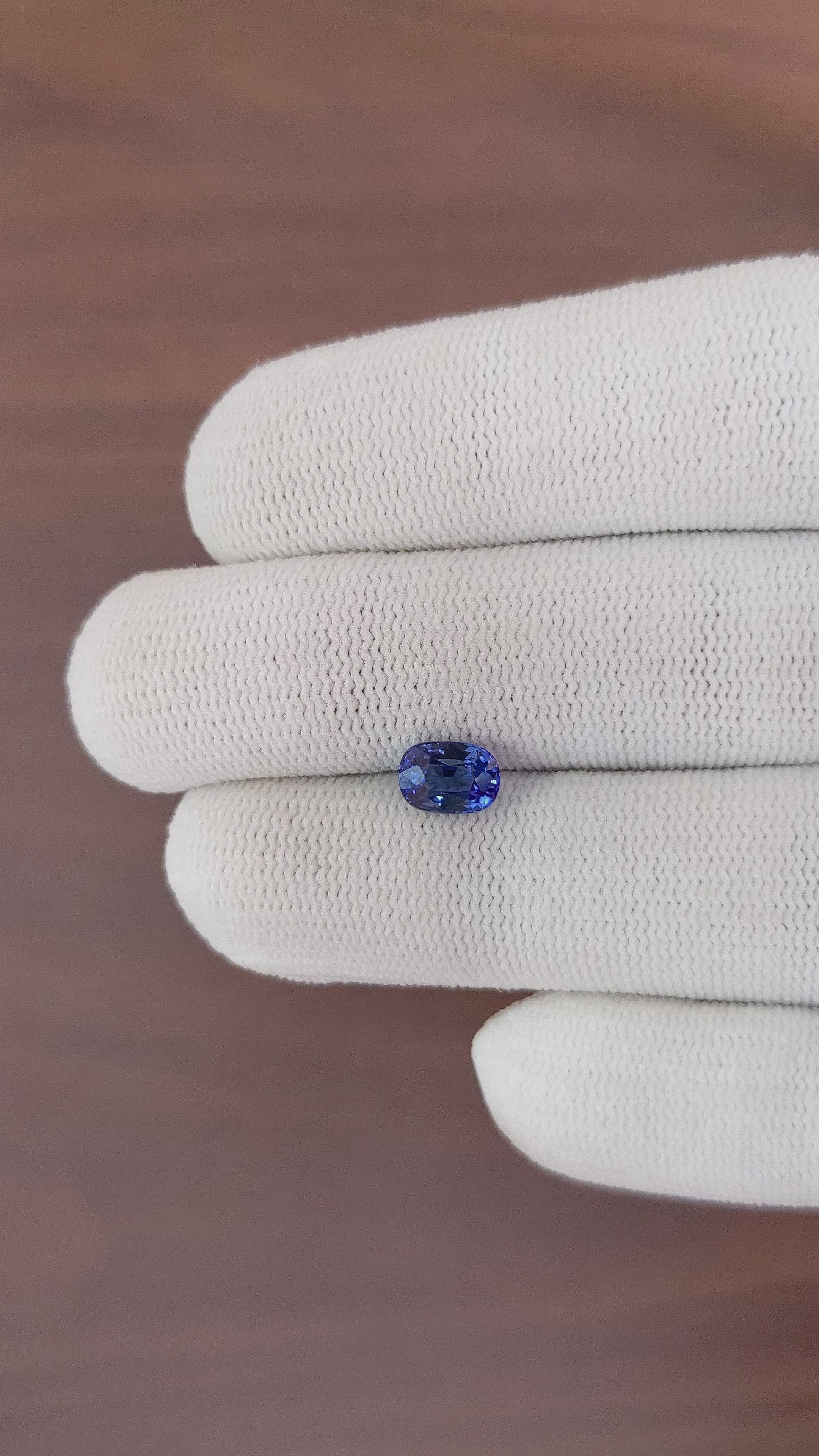 1.28 Ct. Blue Sapphire from Ceylon (Sri Lanka) Size Video
