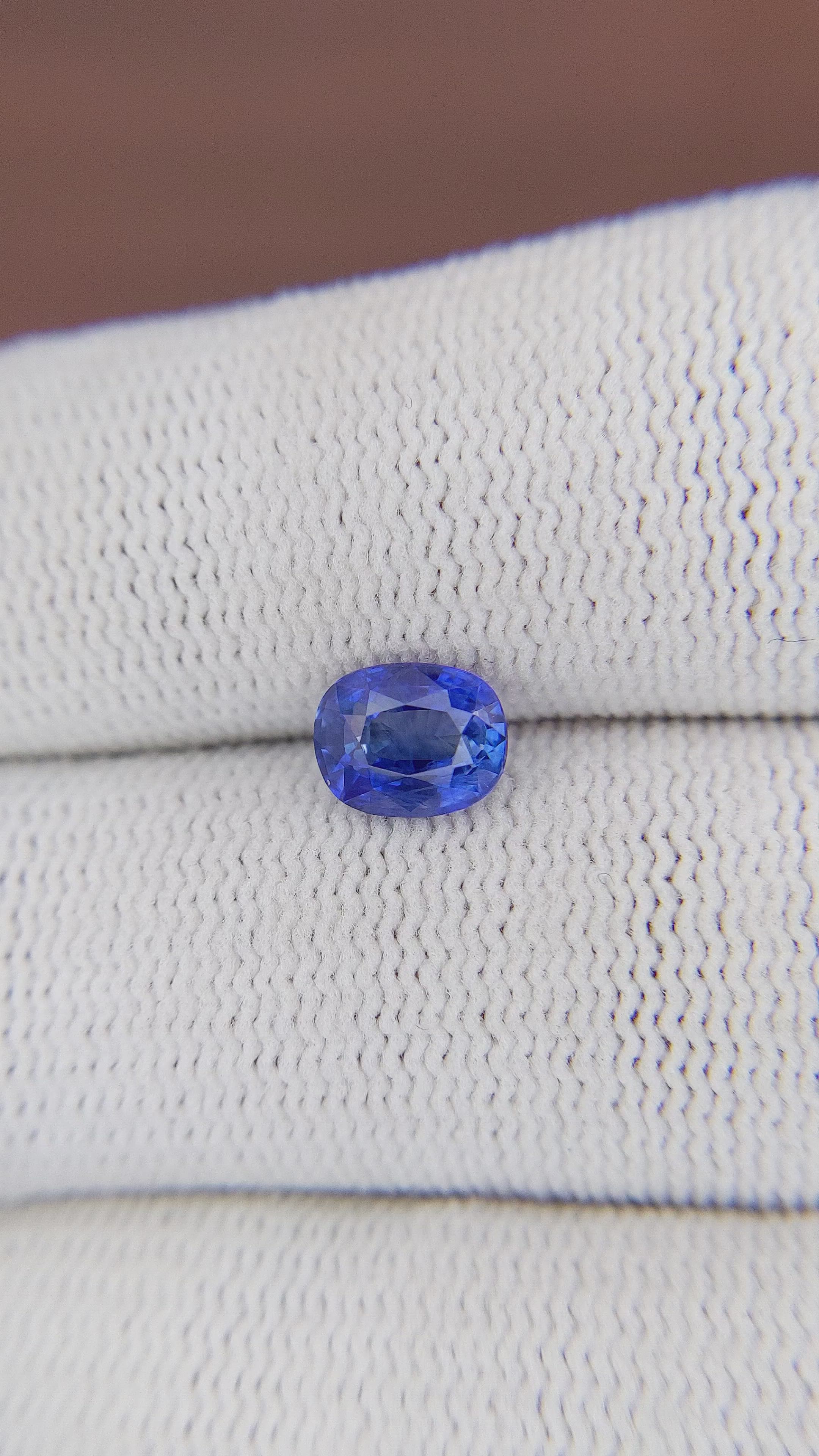 1.40 Ct. Blue Sapphire from Ceylon (Sri Lanka) Size Video