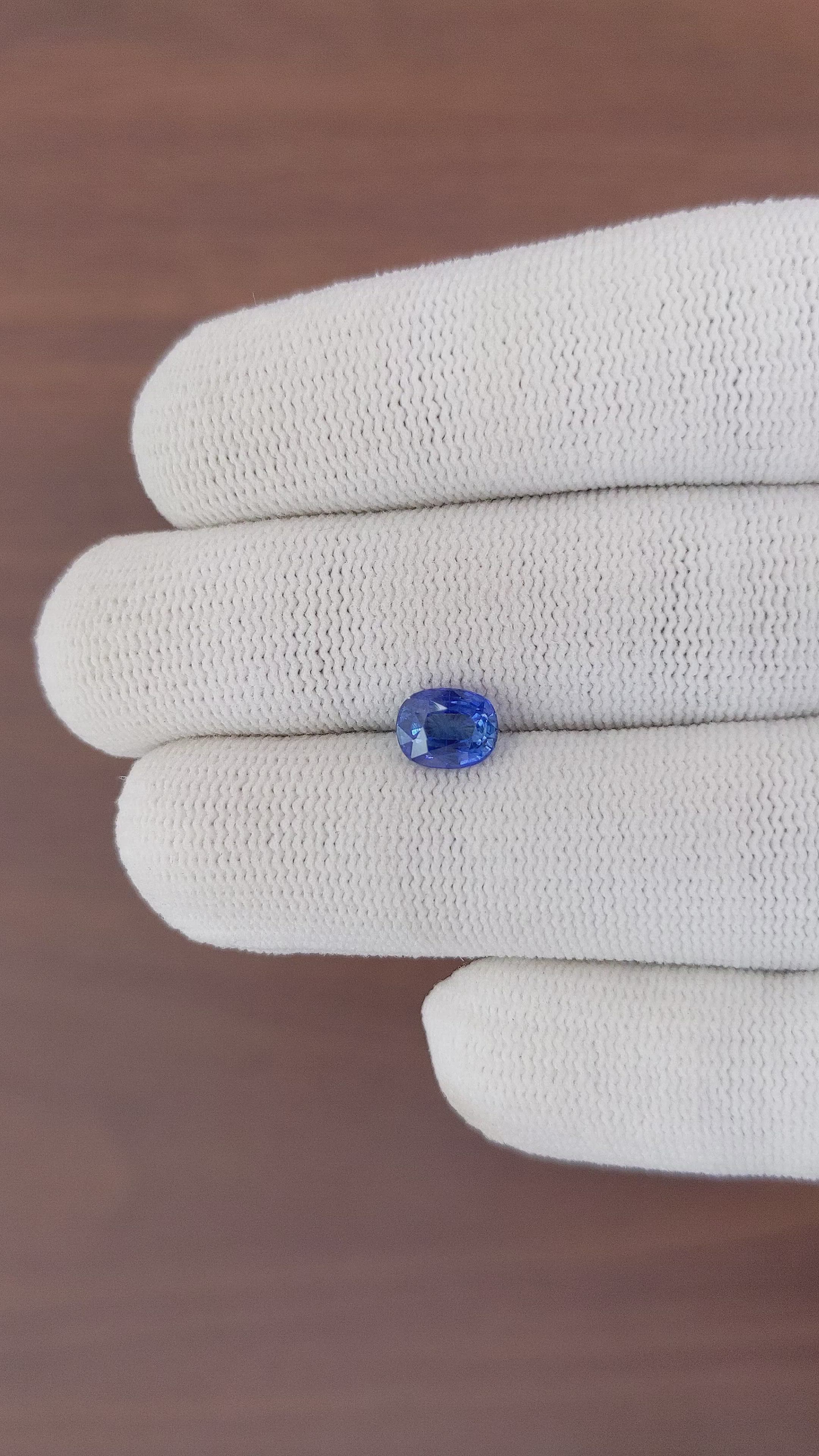 1.40 Ct. Blue Sapphire from Ceylon (Sri Lanka) Size Video