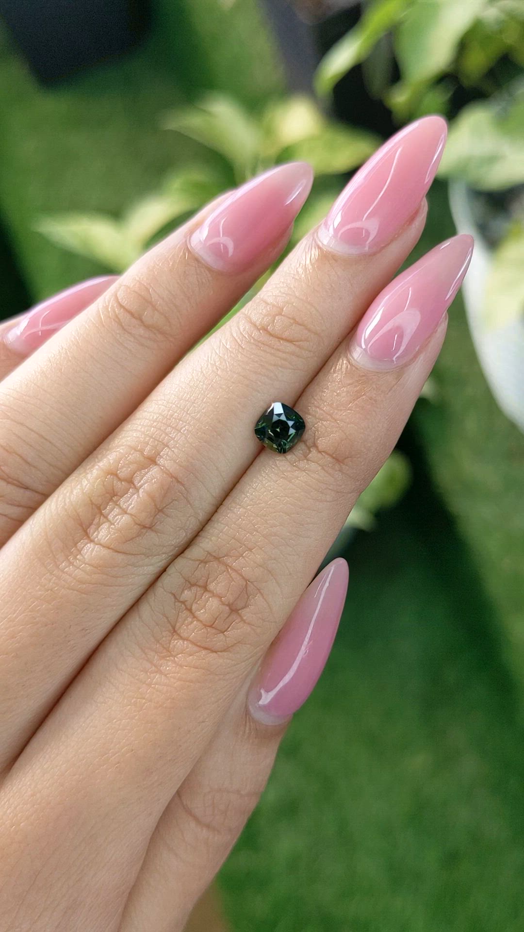 0.90 Ct. Sapphire from Madagascar Size Video
