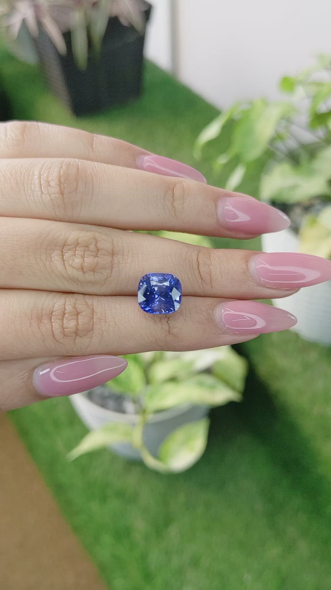 6.06 Ct. Blue Sapphire from Ceylon (Sri Lanka) Size Video