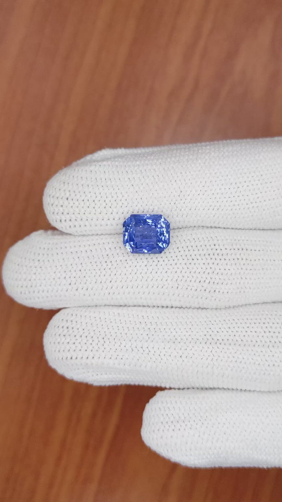 5.06 Ct. Blue Sapphire from Ceylon (Sri Lanka) Size Video