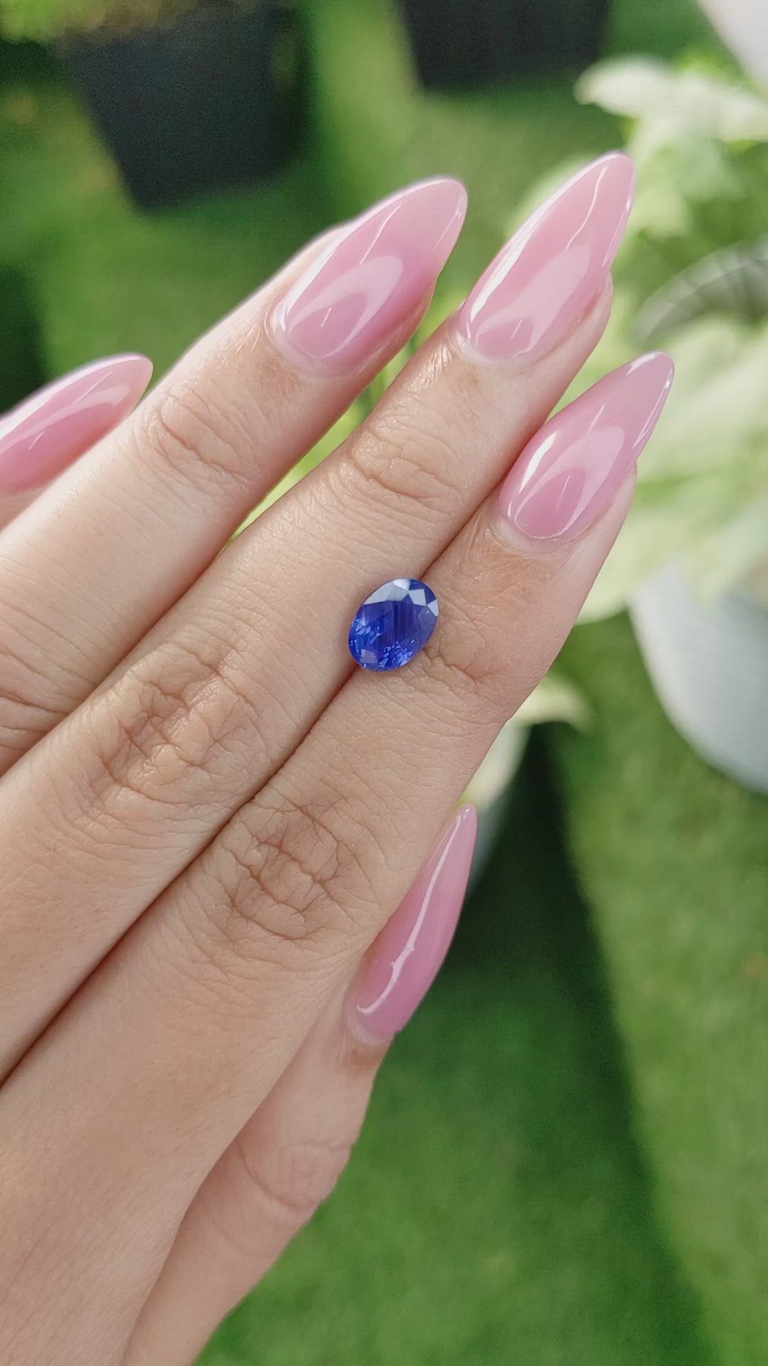 2.18 Ct. Blue Sapphire from Ceylon (Sri Lanka) Size Video