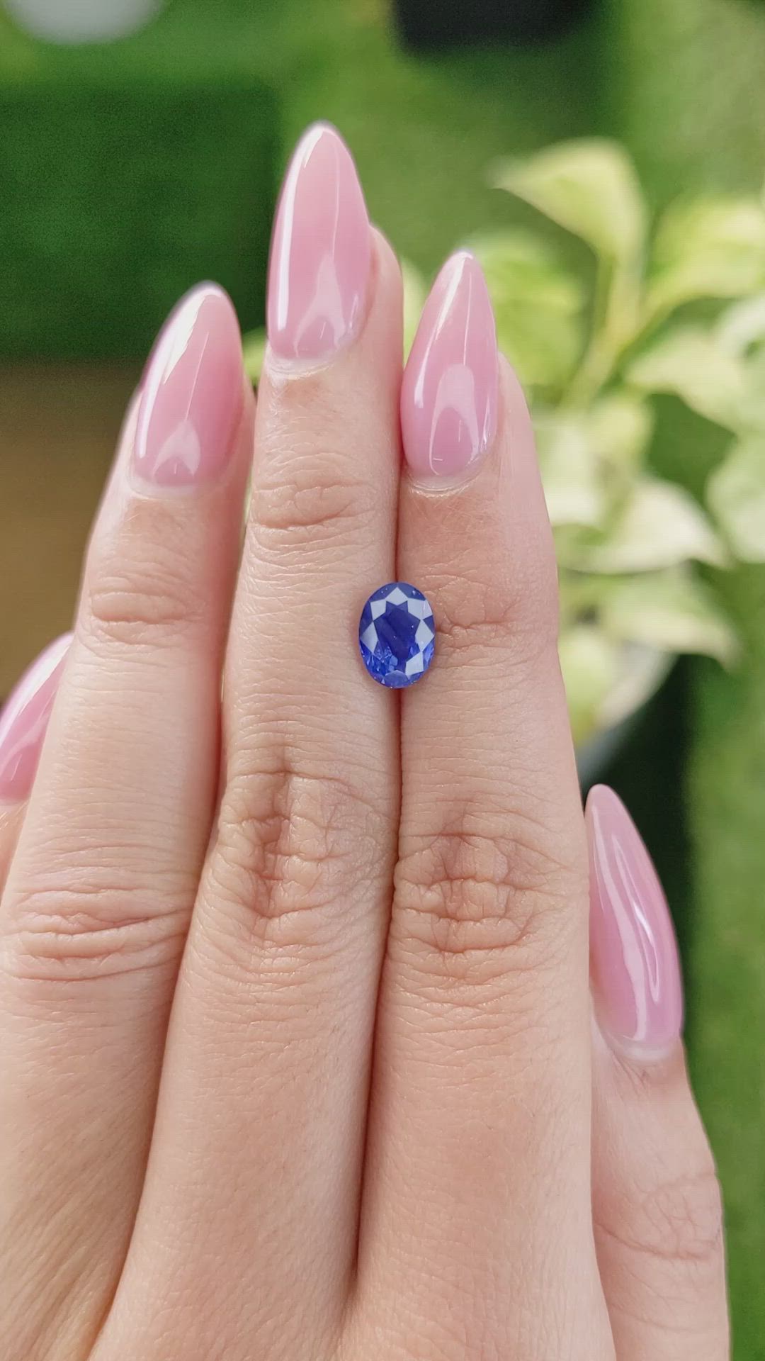 2.18 Ct. Blue Sapphire from Ceylon (Sri Lanka) Size Video