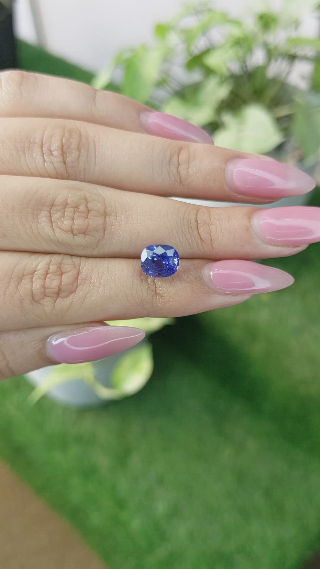 3.55 Ct. Blue Sapphire from Ceylon (Sri Lanka) Size Video