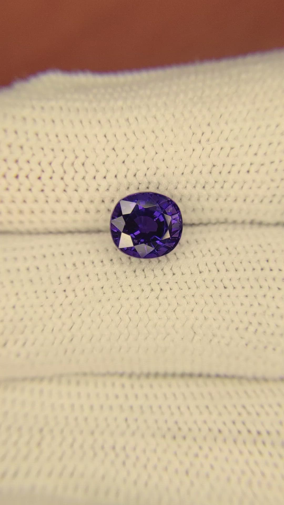 2.84 Ct. Color Change Sapphire from Ceylon (Sri Lanka) Size Video