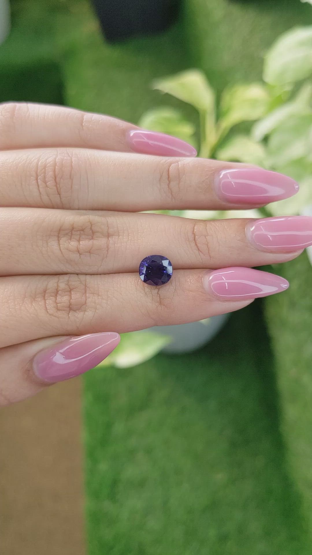 2.84 Ct. Color Change Sapphire from Ceylon (Sri Lanka) Size Video
