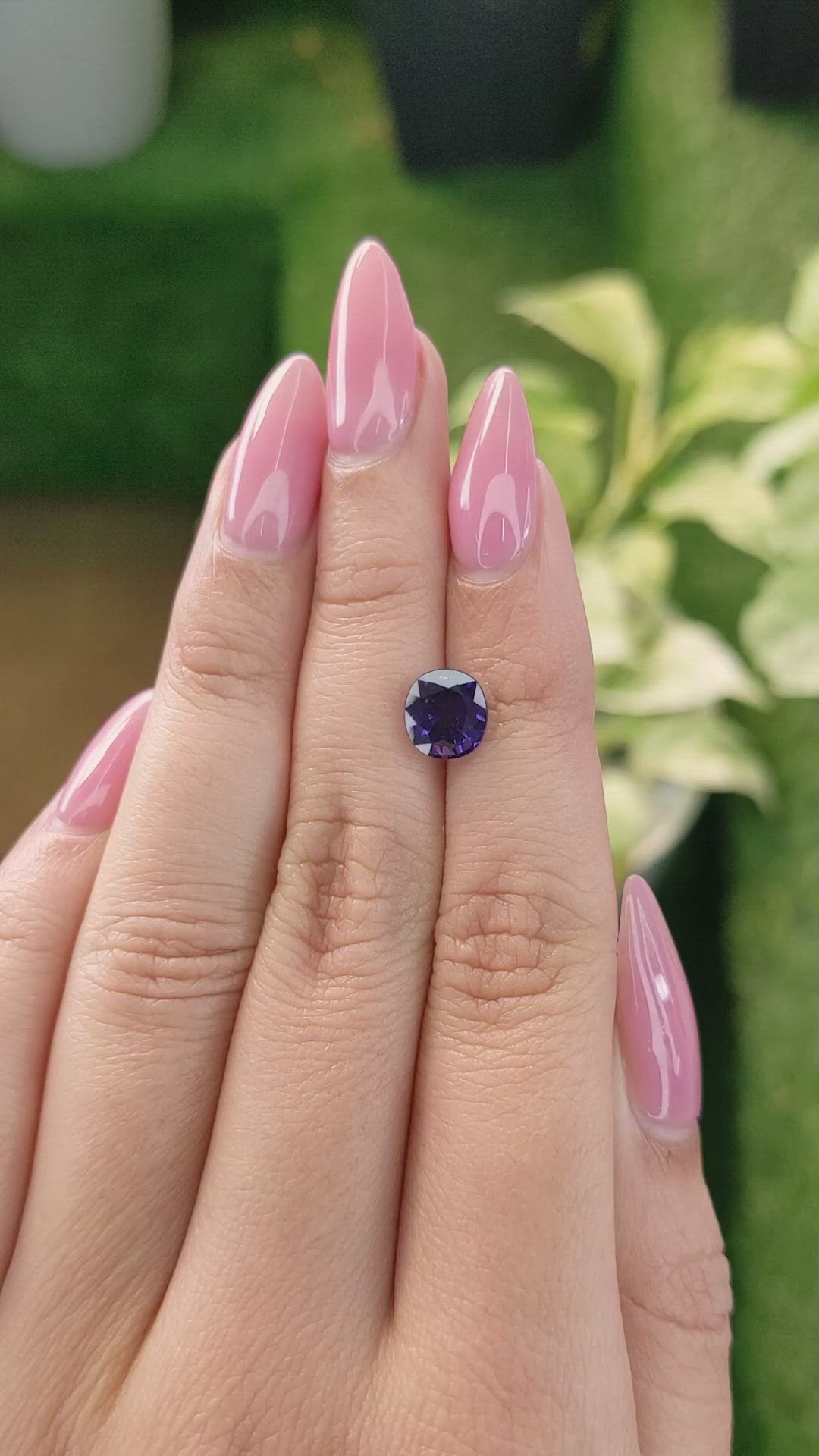 2.84 Ct. Color Change Sapphire from Ceylon (Sri Lanka) Size Video